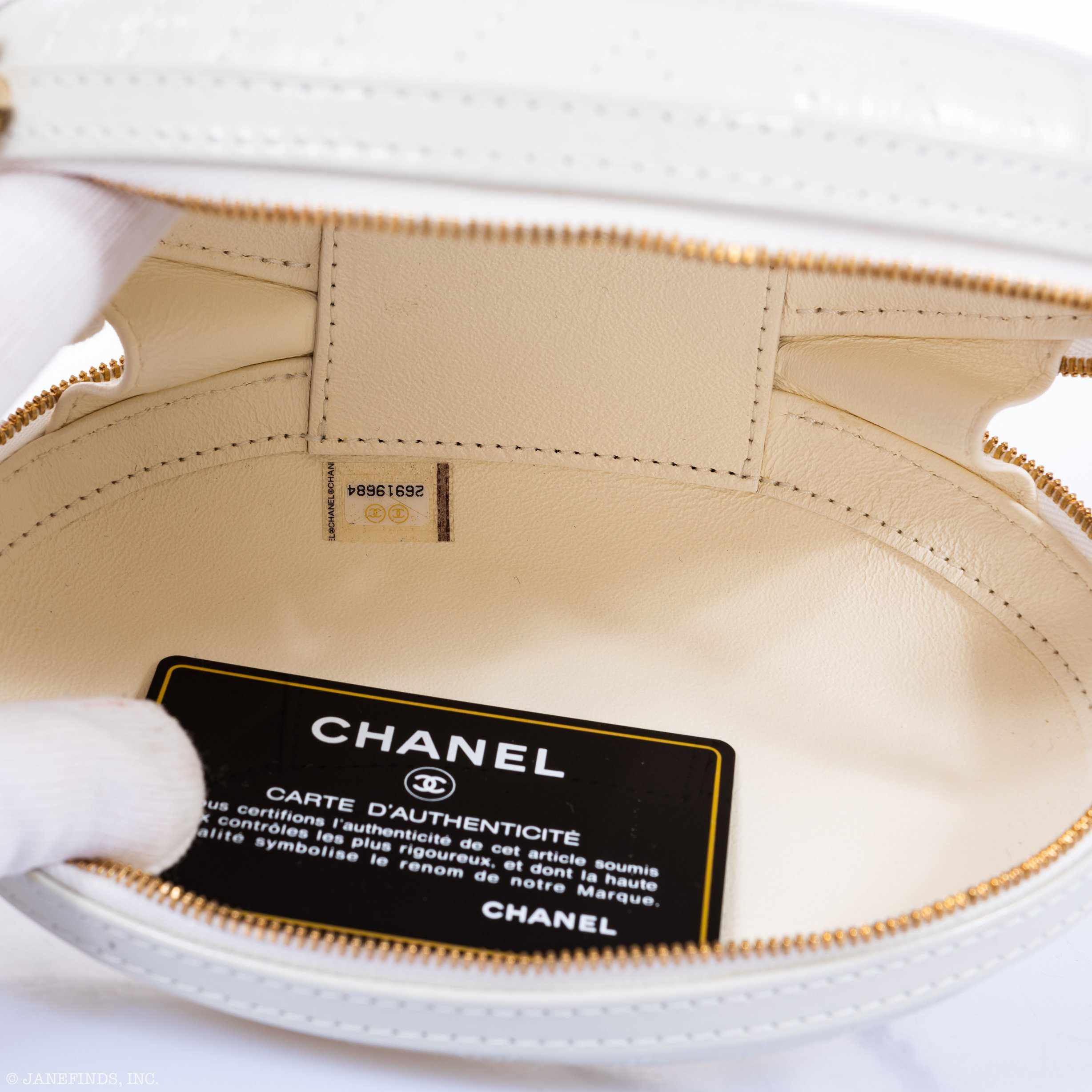 Chanel La Pausa Oval Evening Bag White Chevron Lambskin Multicolor Appliqué Gold Hardware