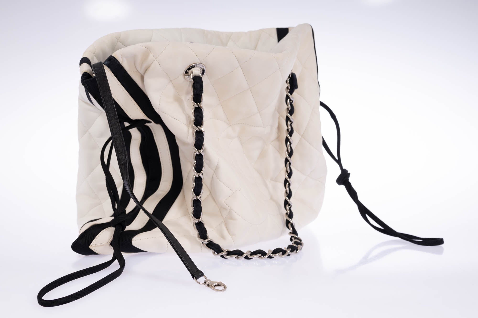 Chanel Quilted CC Tote White Leather Black Grosgrain Cruise 2010
