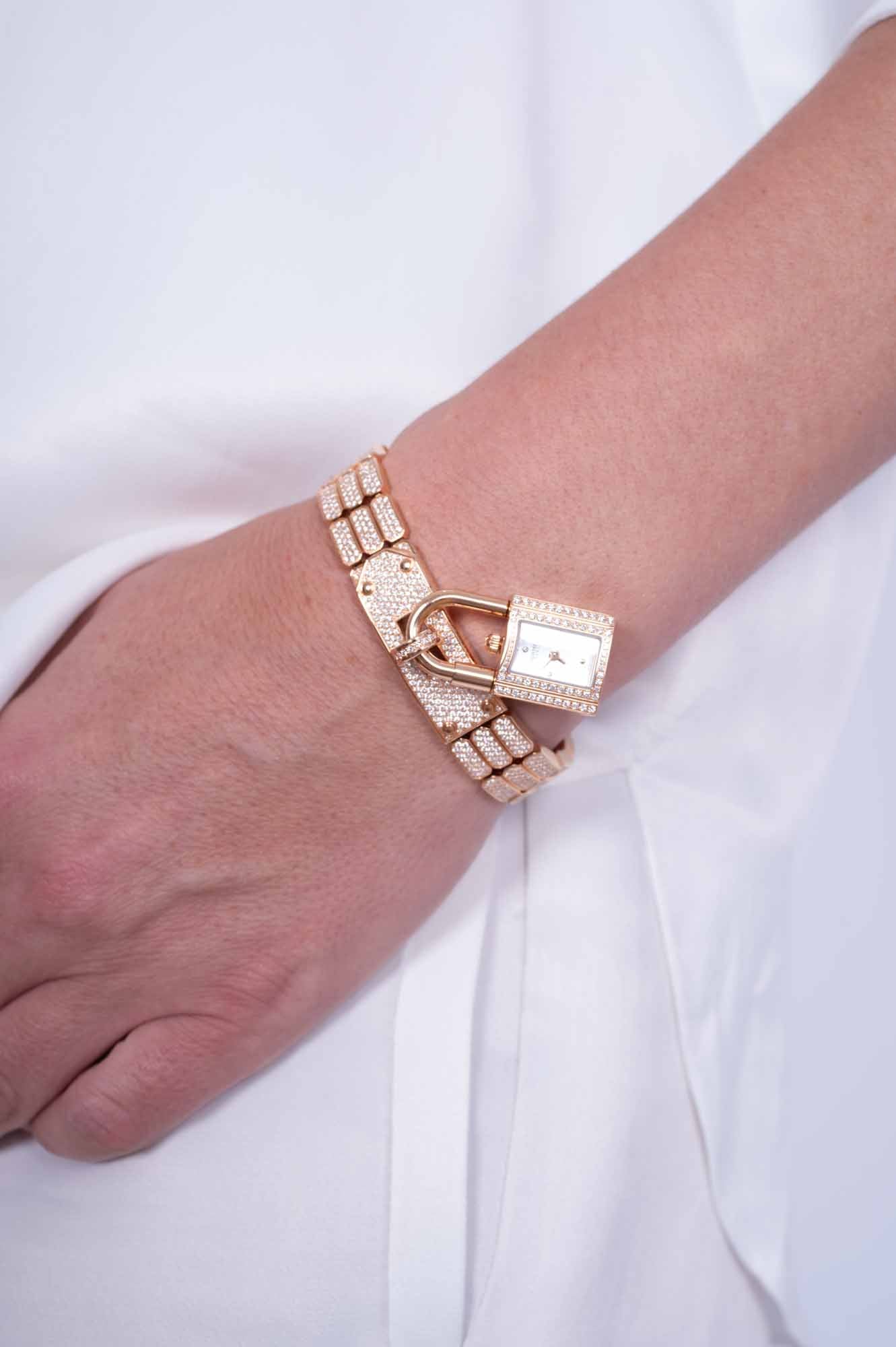 Extraordinary Full Diamond Hermès Kelly Watch 3 Piece Set