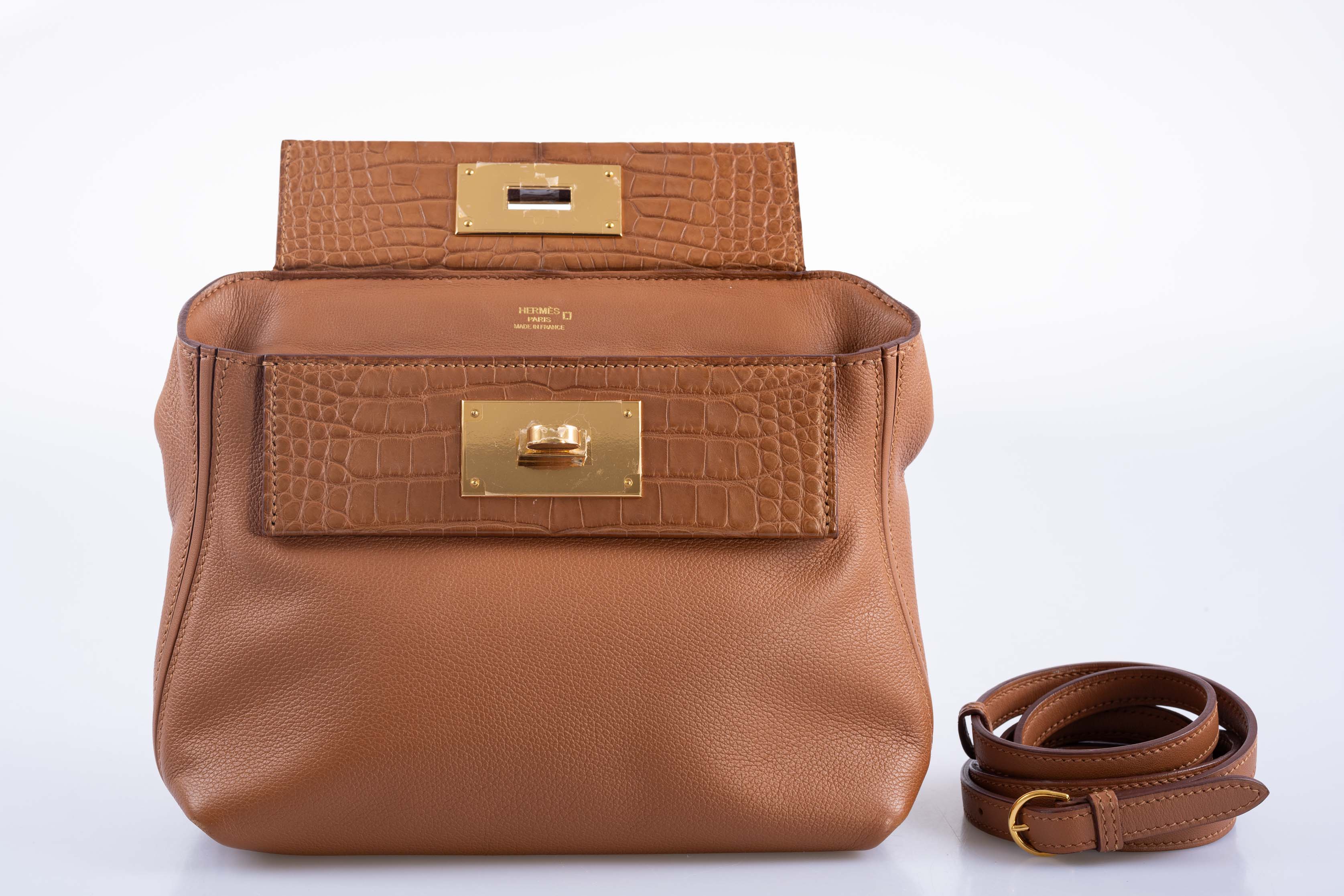Hermès 24/24 21 Touch Gold Togo and Matte Alligator with Gold Hardware