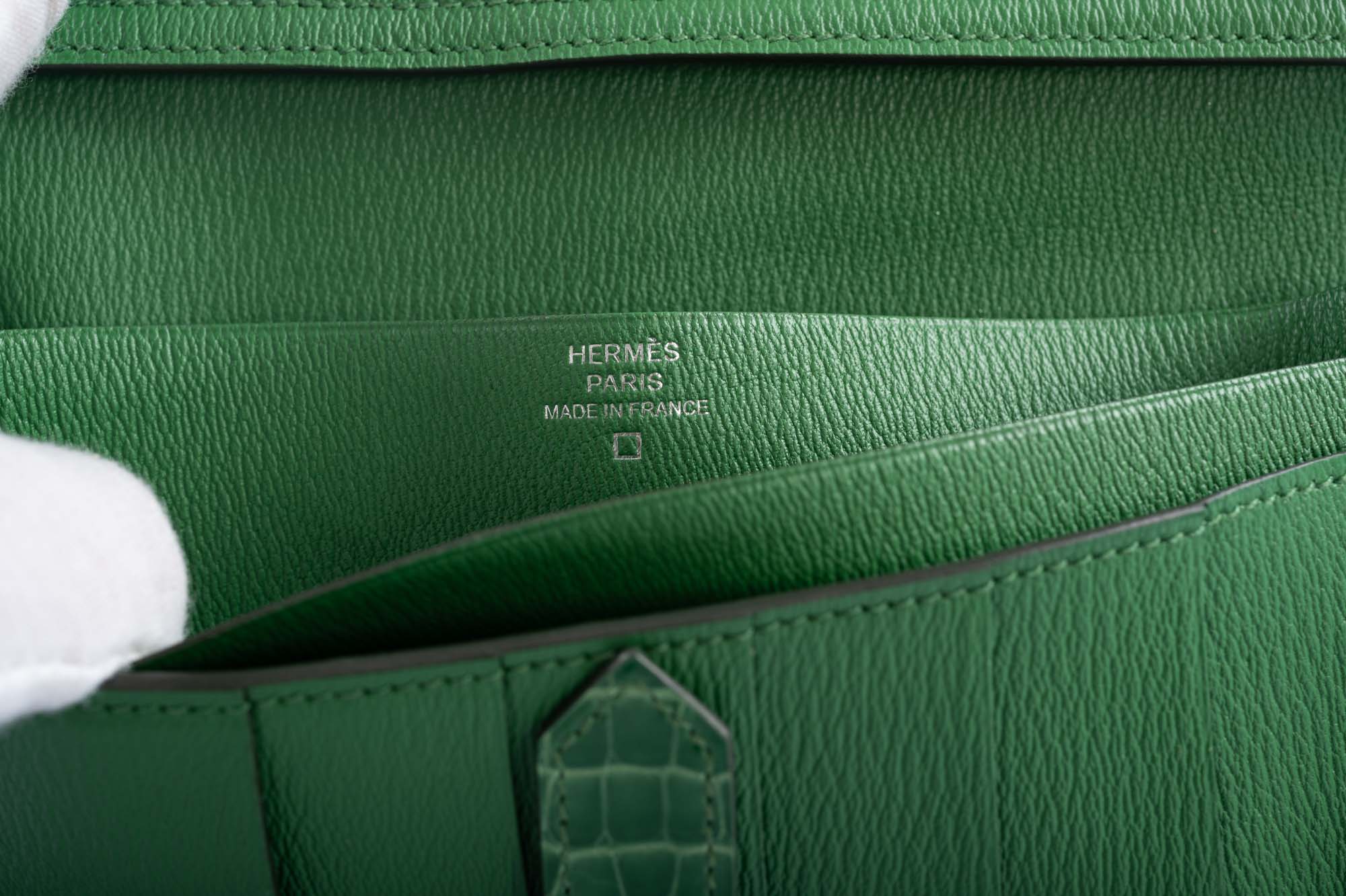 Hermès Bearn Wallet Cactus Shiny Alligator Palladium Hardware