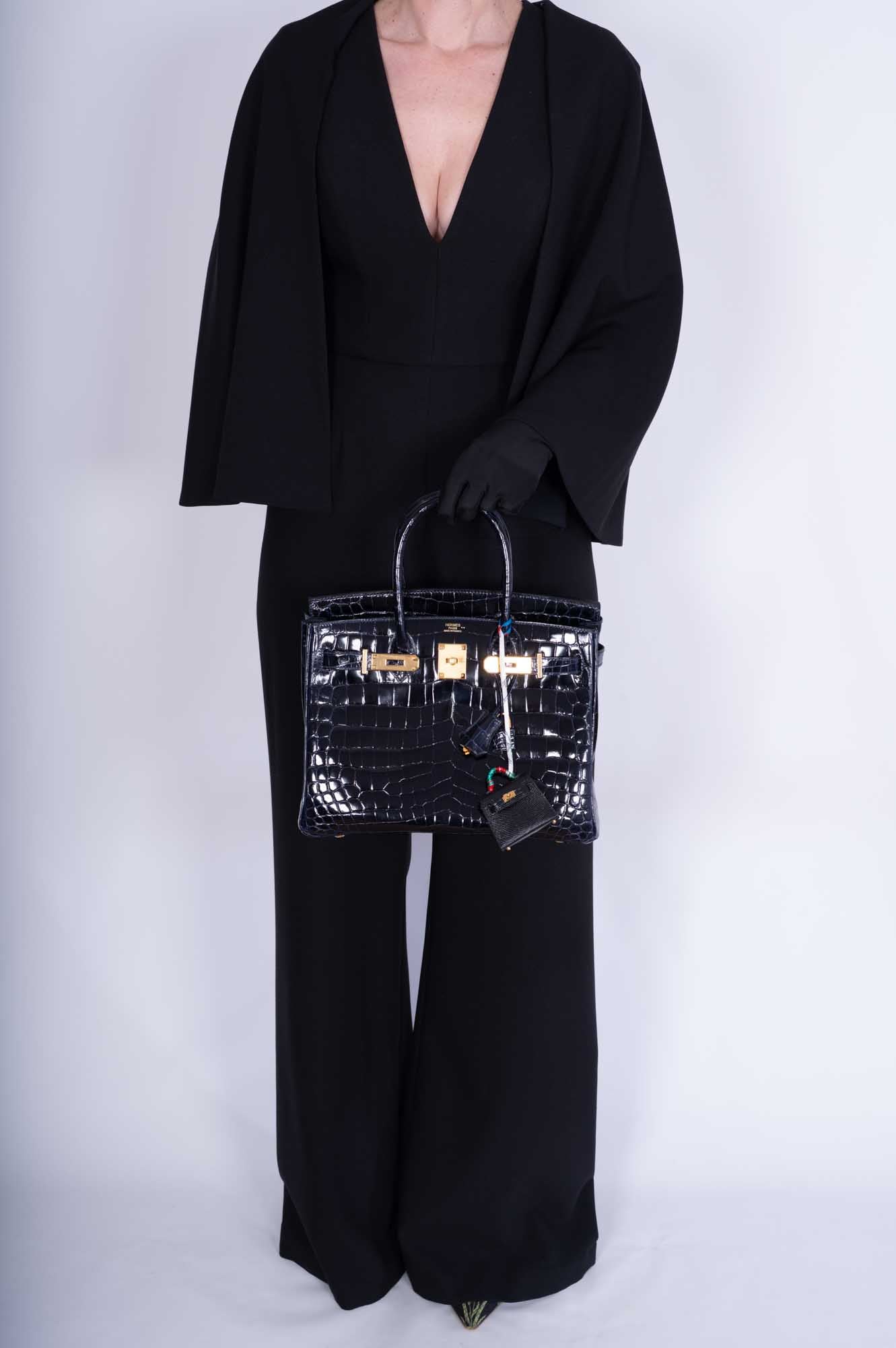 Hermès Birkin 30 Bleu Marine Shiny Porosus Crocodile Rouge H Contour Gold Hardware