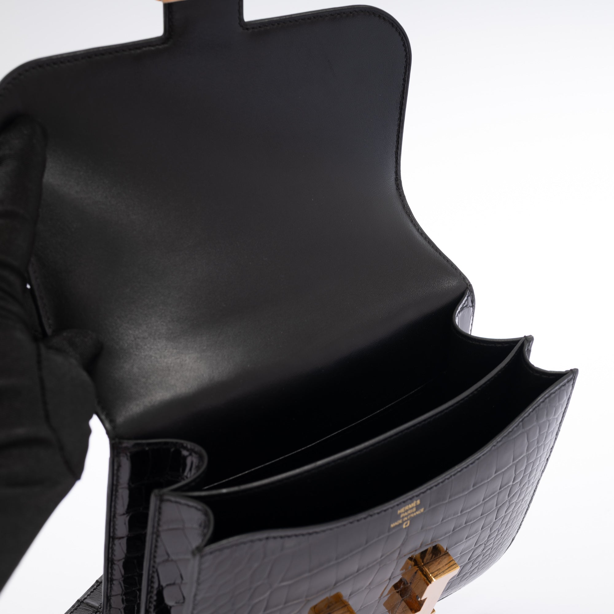 Hermès Constance 18 Noir Shiny Alligator Rose Gold Hardware