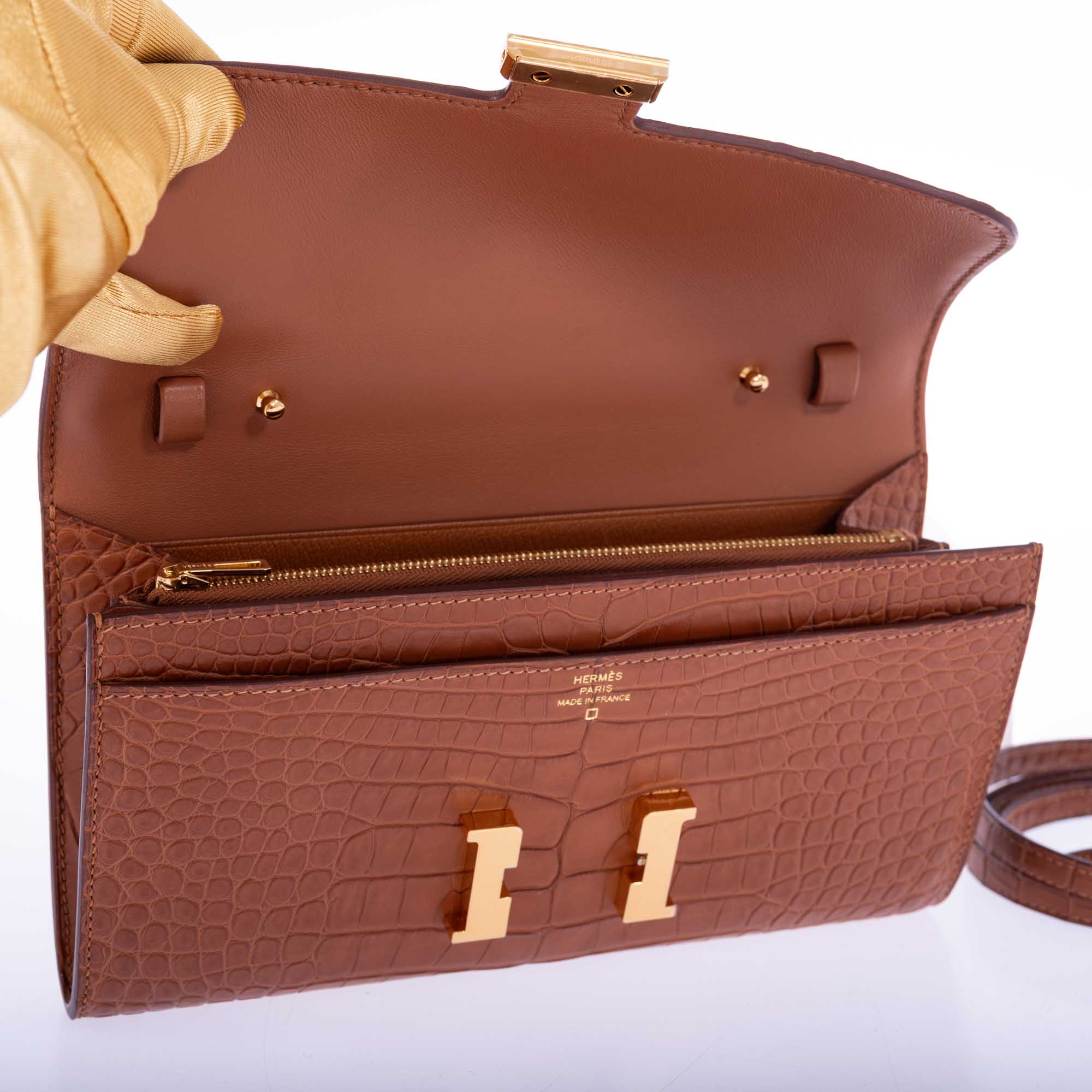 Hermès Constance Long Wallet Gold Matte Alligator Gold Hardware