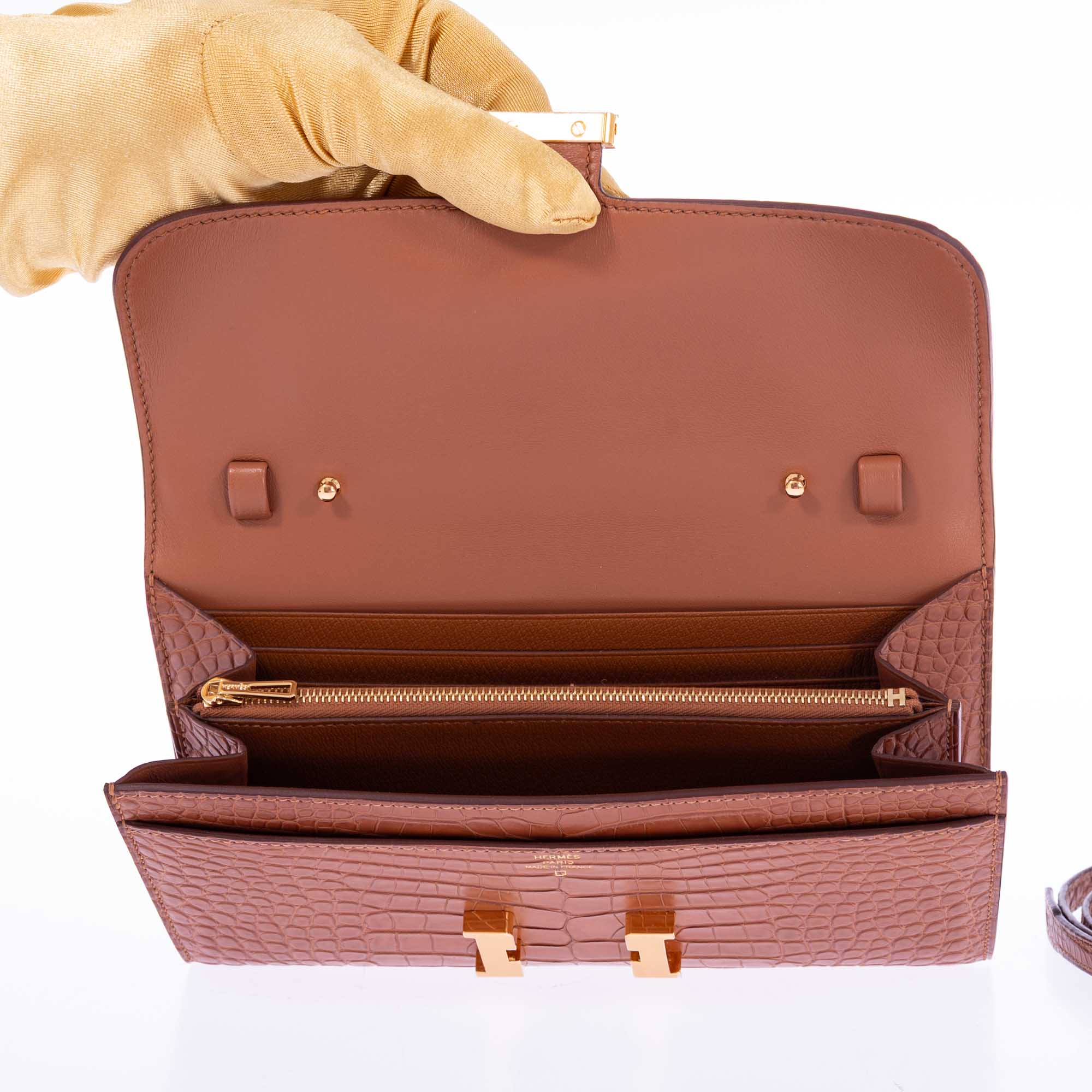 Hermès Constance Long Wallet Gold Matte Alligator Gold Hardware