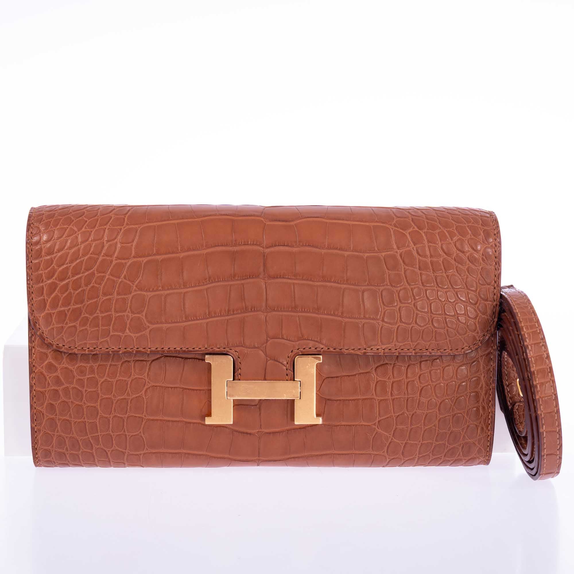 Hermès Constance To Go Wallet Gold Matte Alligator Gold Hardware