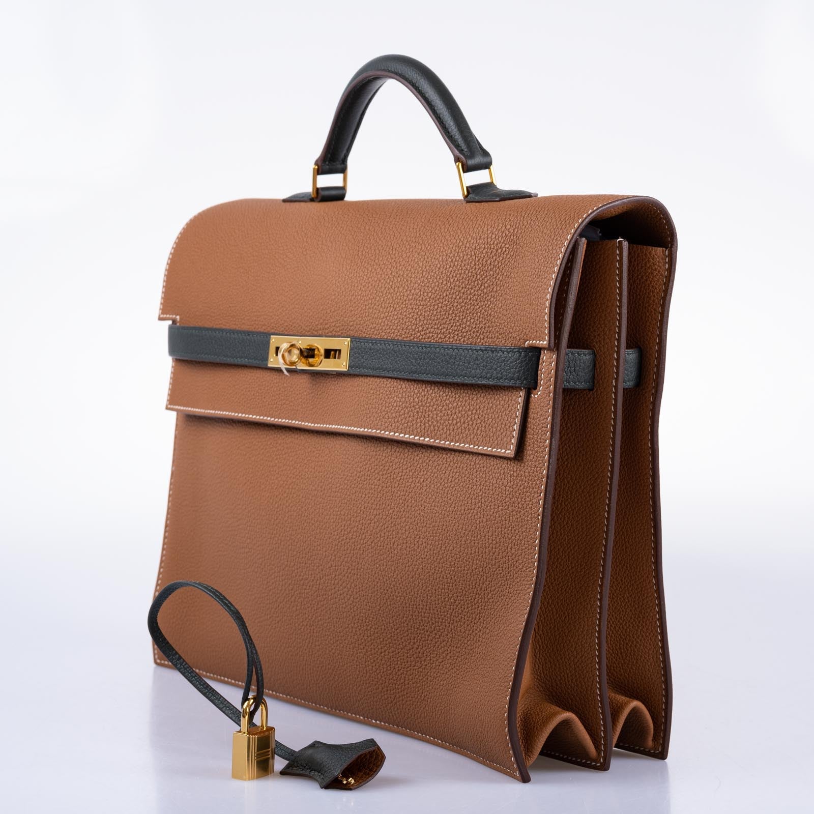 Hermès HSS Kelly Depeches 34 Gold and Vert Cypress Togo Gold Hardware