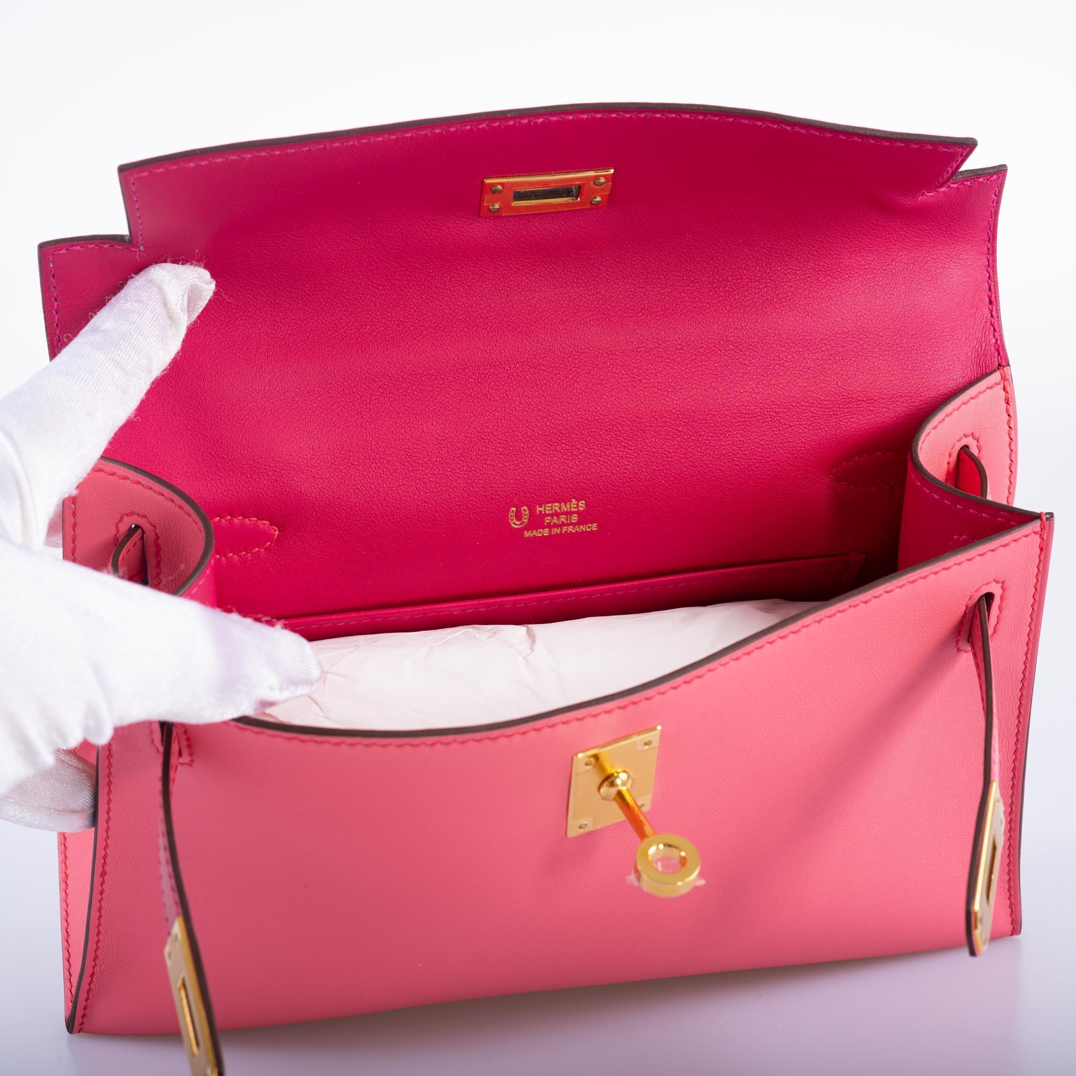 Hermès HSS Kelly Pochette Rose Azalee Swift and Rose Mexico Interior and Stitching with Gold Hardware