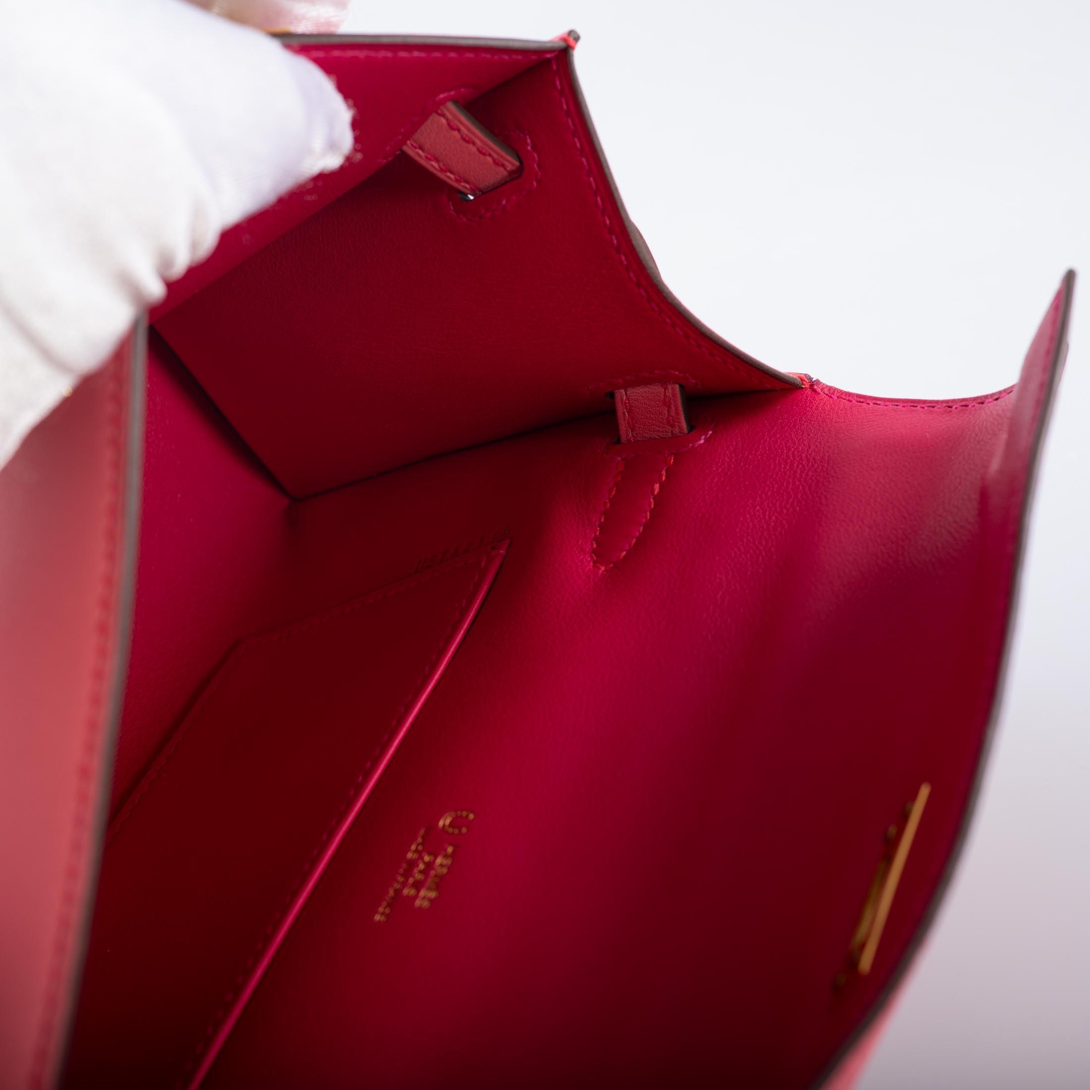 Hermès HSS Kelly Pochette Rose Azalee Swift and Rose Mexico Interior and Stitching with Gold Hardware