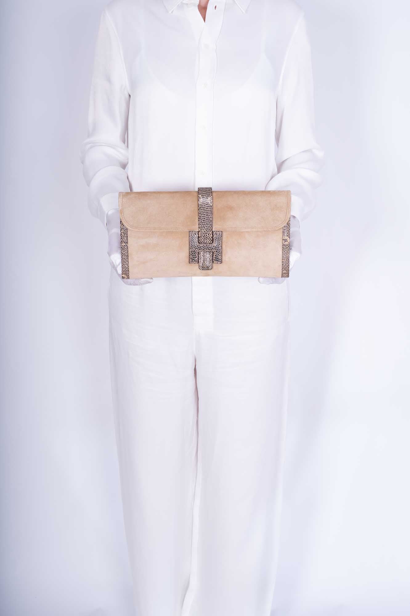 Hermès Jige Elan Clutch Sable Doblis Suede and Ombré Lizard