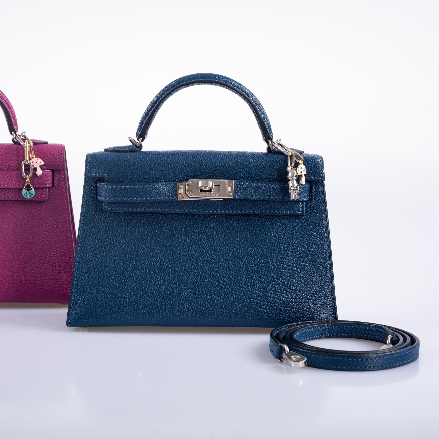 Hermès Kelly 20 Mini II Sellier Verso Blue Deep and Ebène Chèvre Palladium Hardware