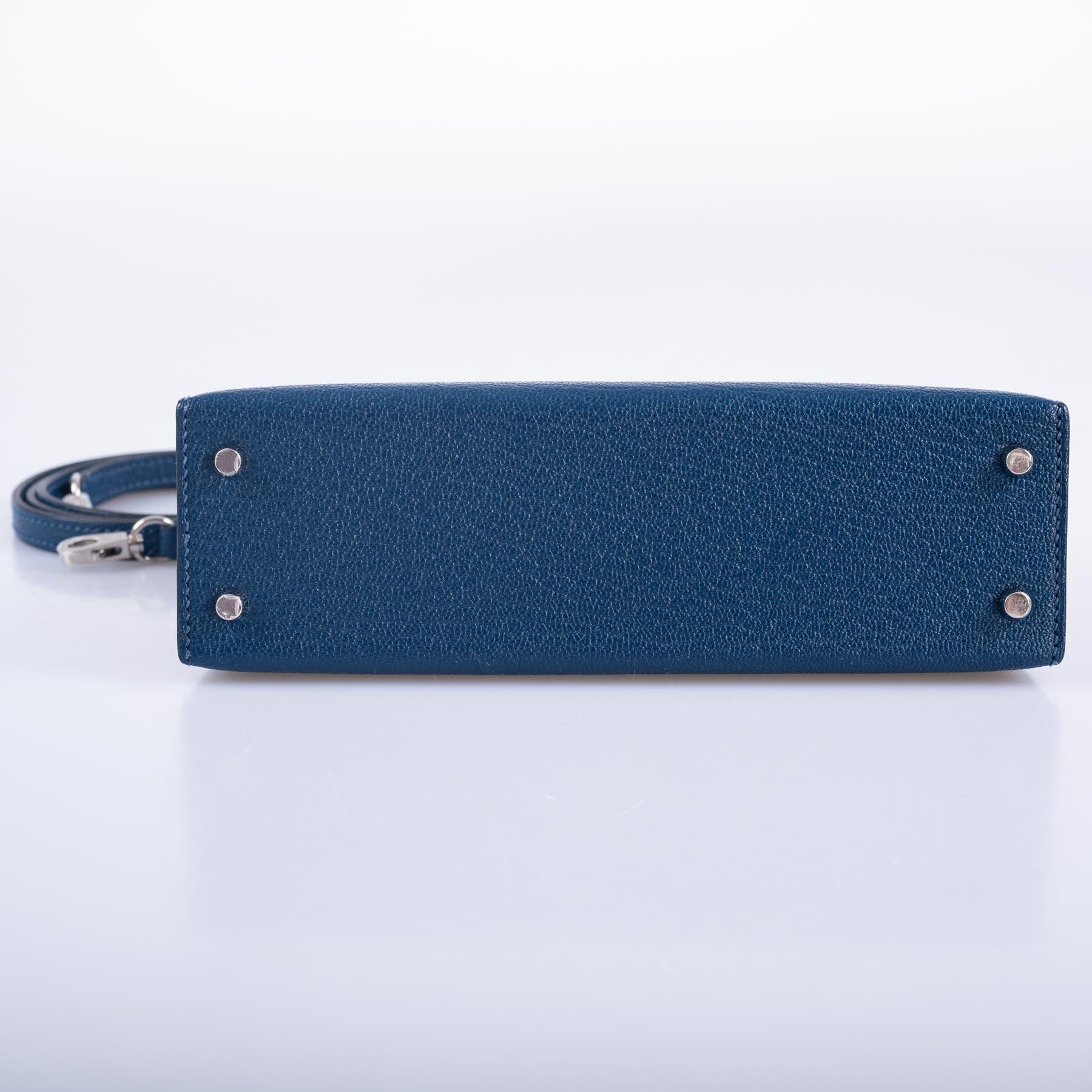 Hermès Kelly 20 Mini II Sellier Verso Blue Deep and Ebène Chèvre Palladium Hardware