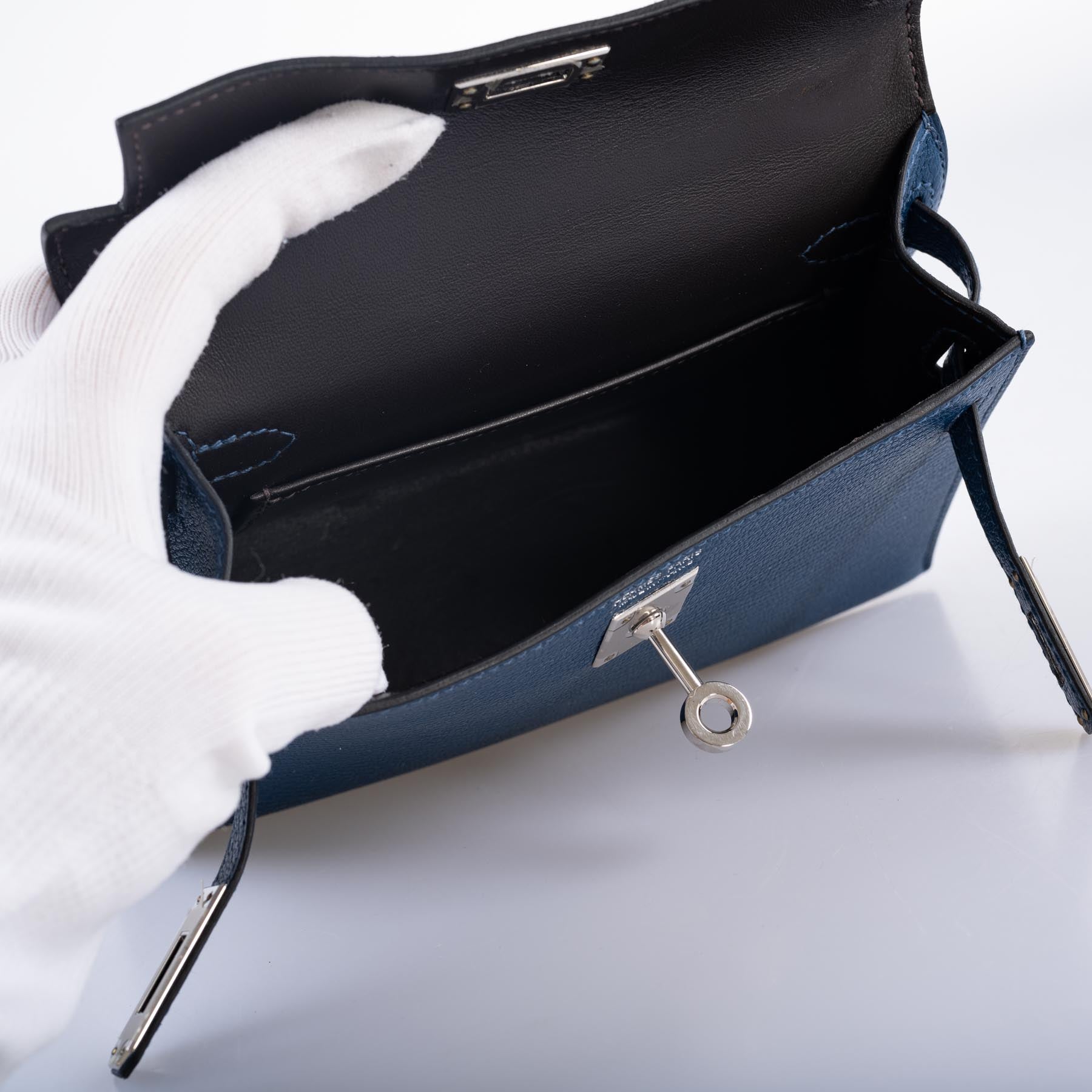 Hermès Kelly 20 Mini II Sellier Verso Blue Deep and Ebène Chèvre Palladium Hardware