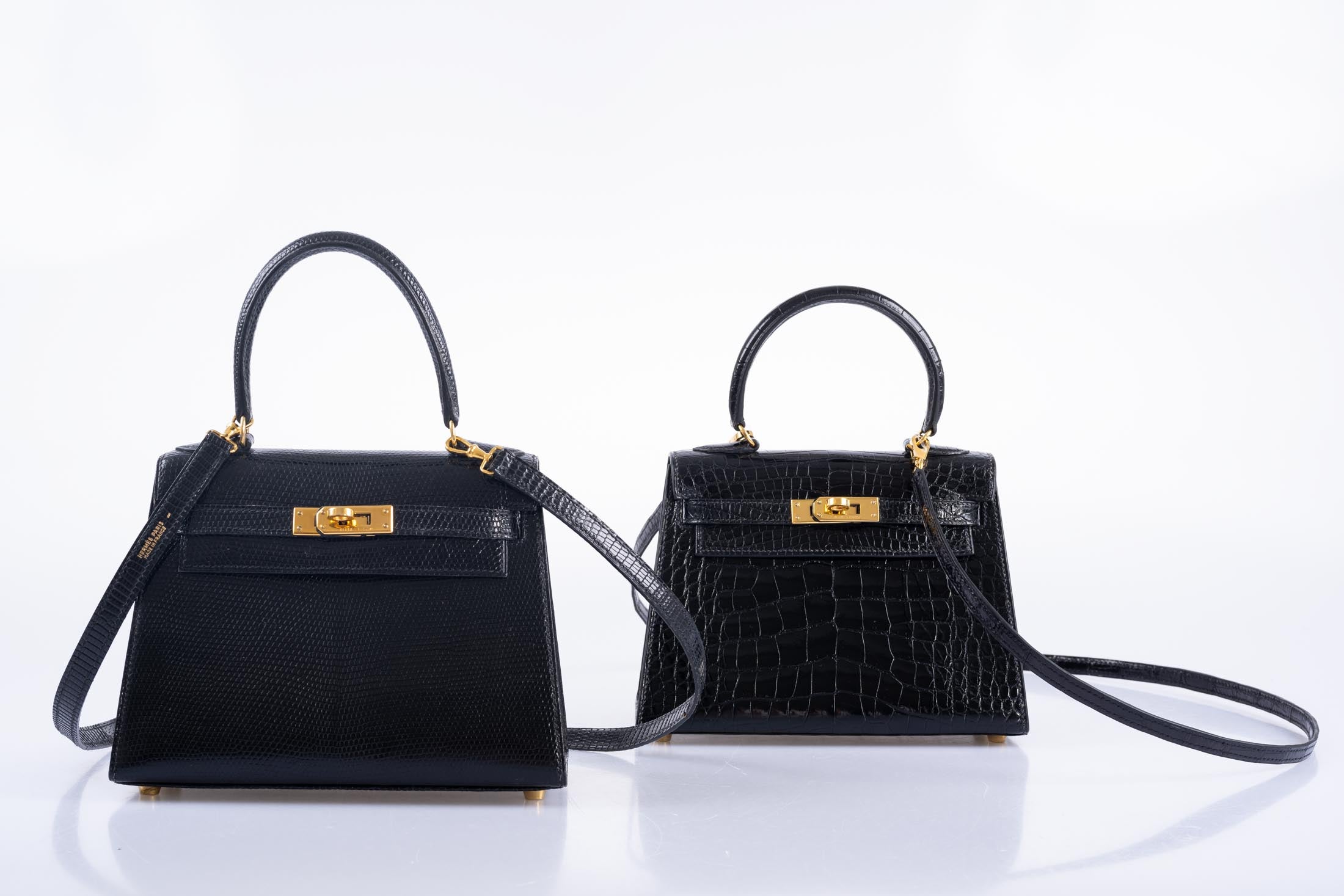 Hermès Kelly 20 Mini Vintage Black Noir Alligator with Gold Hardware