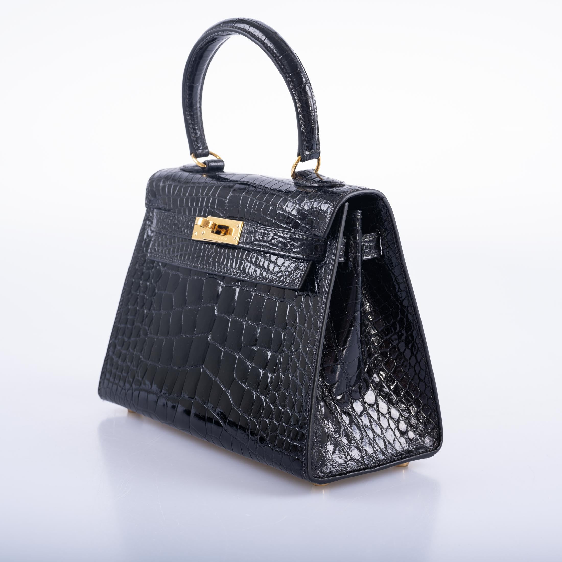 Hermès Kelly 20 Mini Vintage Black Noir Alligator with Gold Hardware