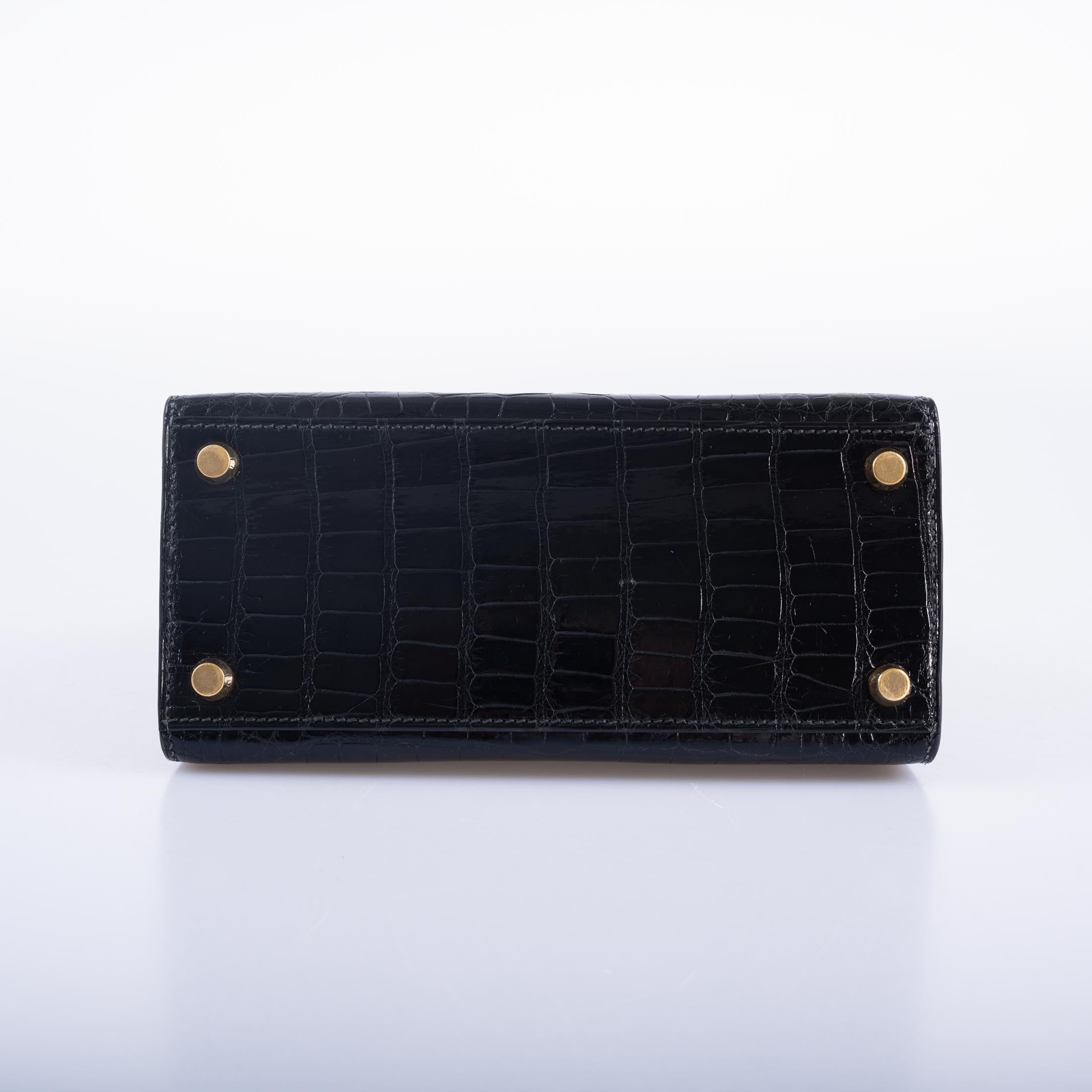 Hermès Kelly 20 Mini Vintage Black Noir Alligator with Gold Hardware