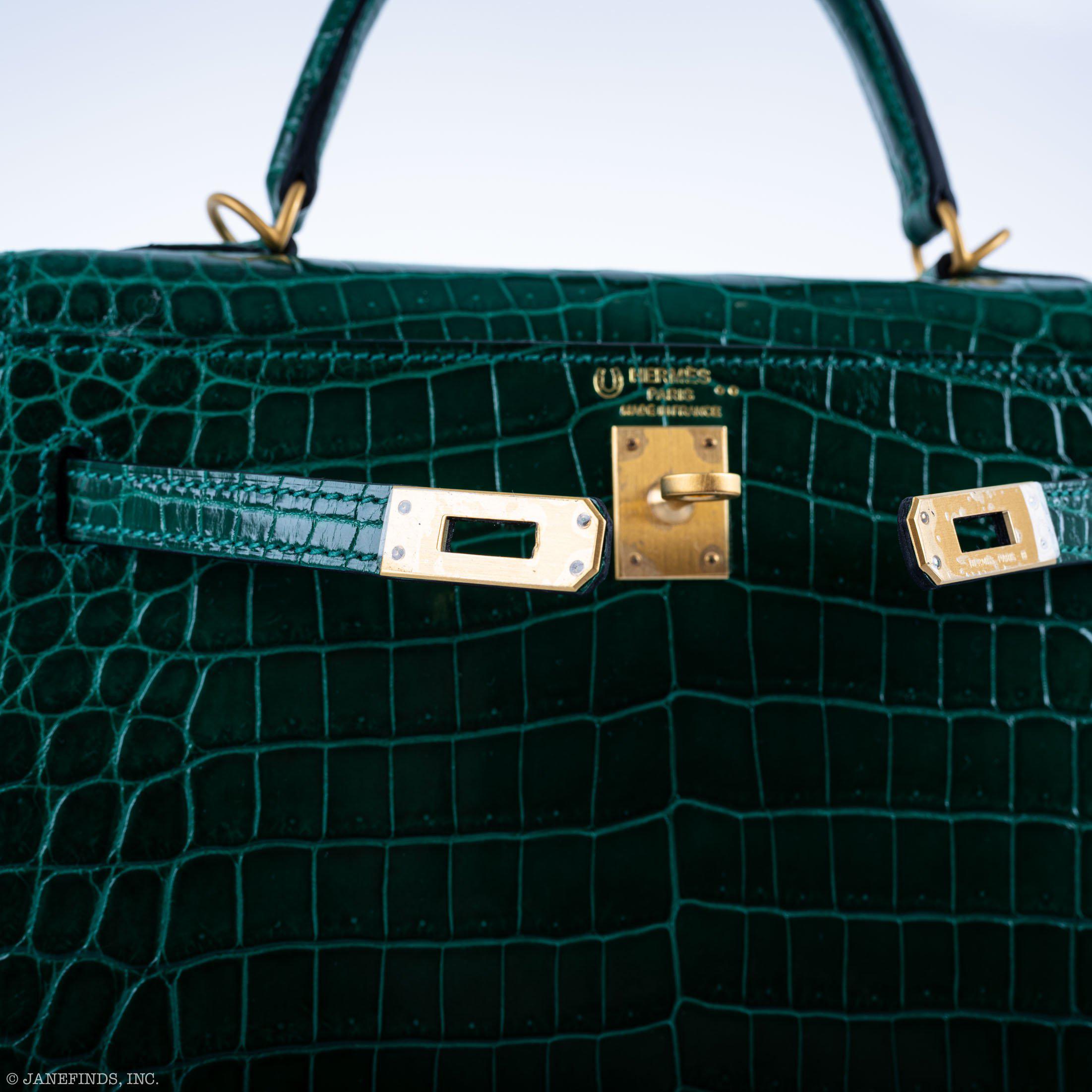 Hermès Kelly 25 HSS Sellier Emerald Nilo Crocodile & Cassis Brushed Gold Hardware