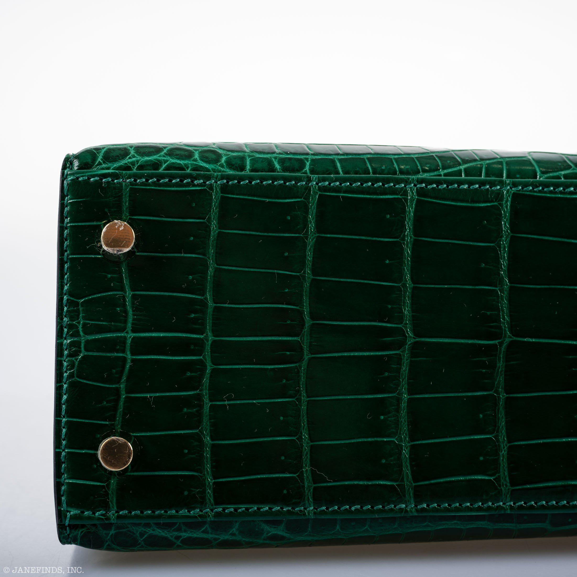 Hermès Kelly 25 HSS Sellier Emerald Nilo Crocodile & Cassis Brushed Gold Hardware