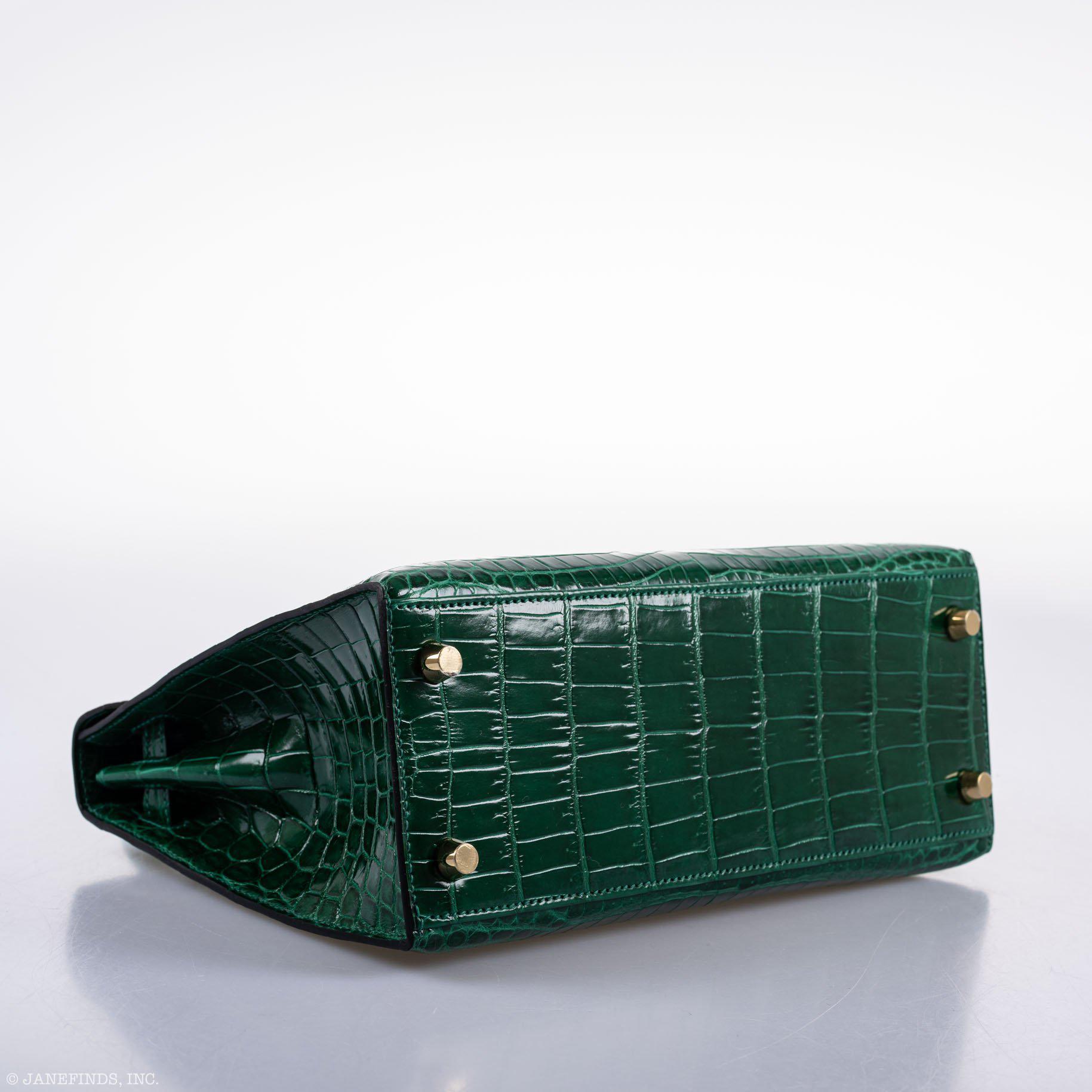 Hermès Kelly 25 HSS Sellier Emerald Nilo Crocodile & Cassis Brushed Gold Hardware