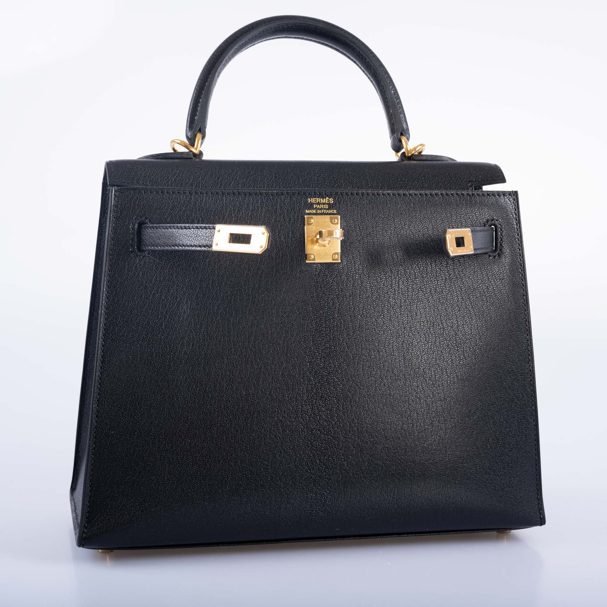 Hermès Kelly 25 Sellier Black Chevre Chamkila Gold Hardware