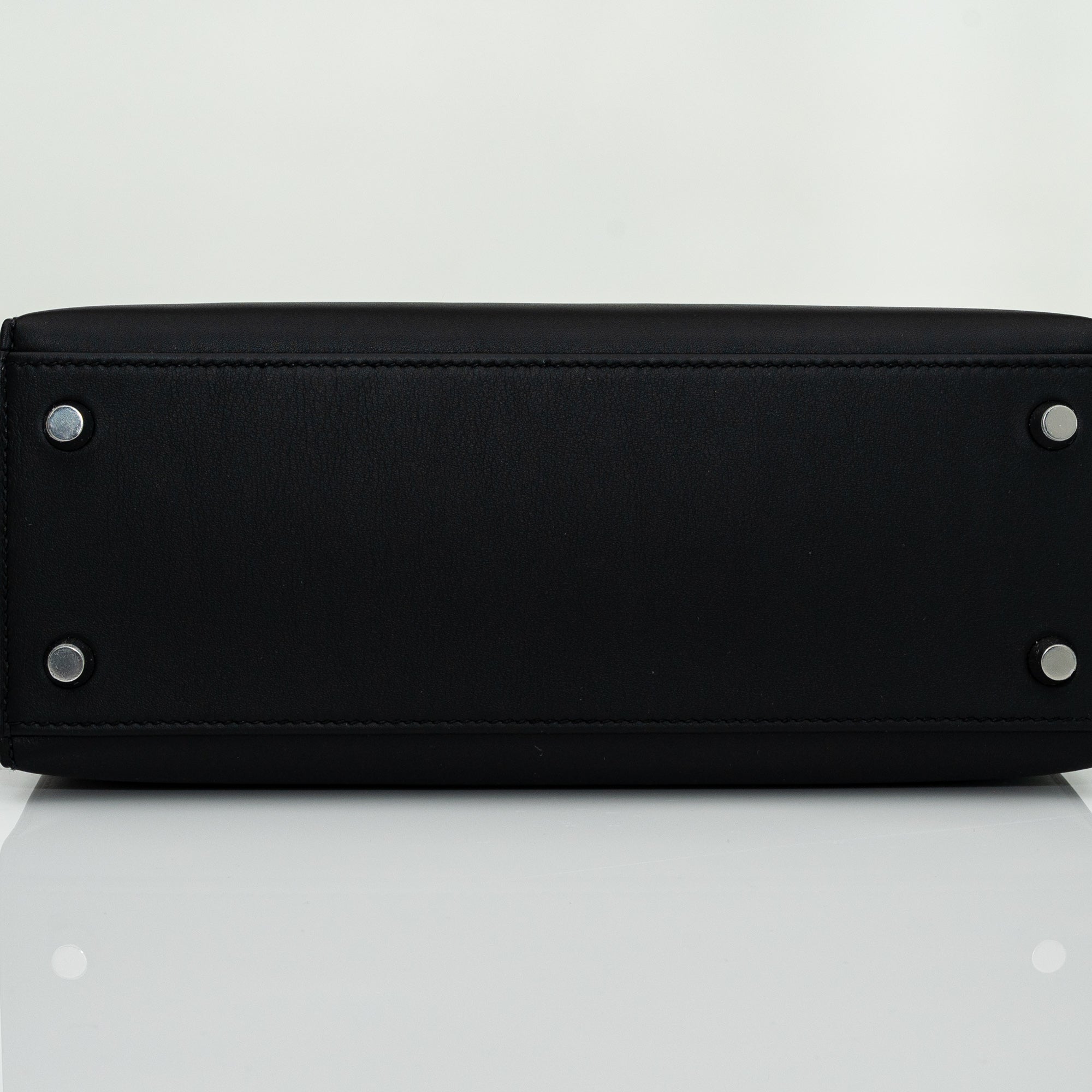 Hermès Kelly 25 Sellier Broderie Colla Noir Swift & Niloticus Crocodile Palladium Hardware