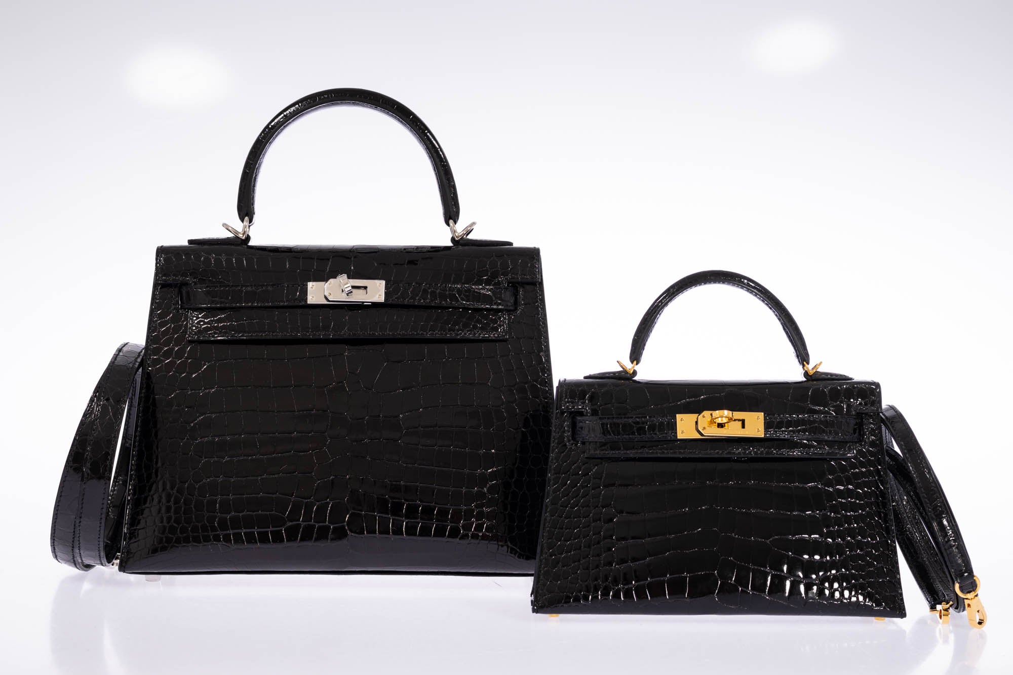 Hermès Kelly 25 Sellier Noir Shiny Porosus Crocodile Palladium Hardware