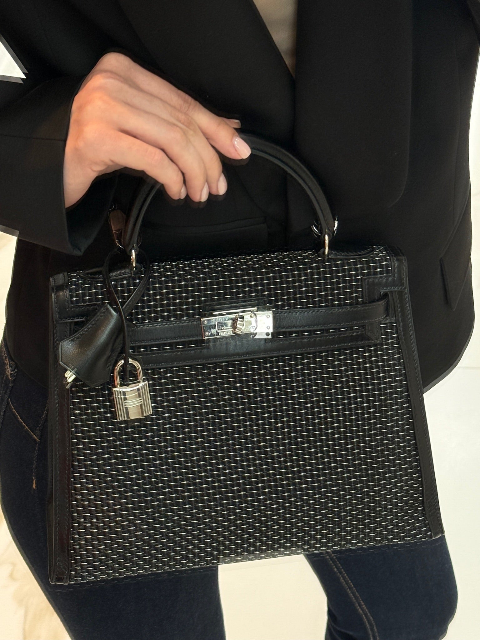 Hermès Kelly 25 Sellier Silver and Noir Crinoline Box Leather Palladium Hardware