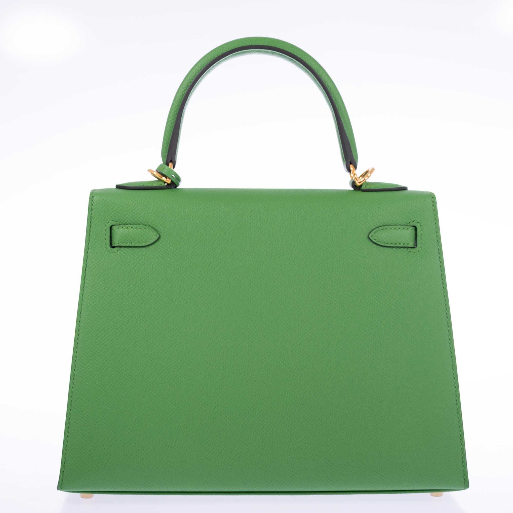 Hermès Kelly 25 Sellier Vert Yucca Epsom Gold Hardware