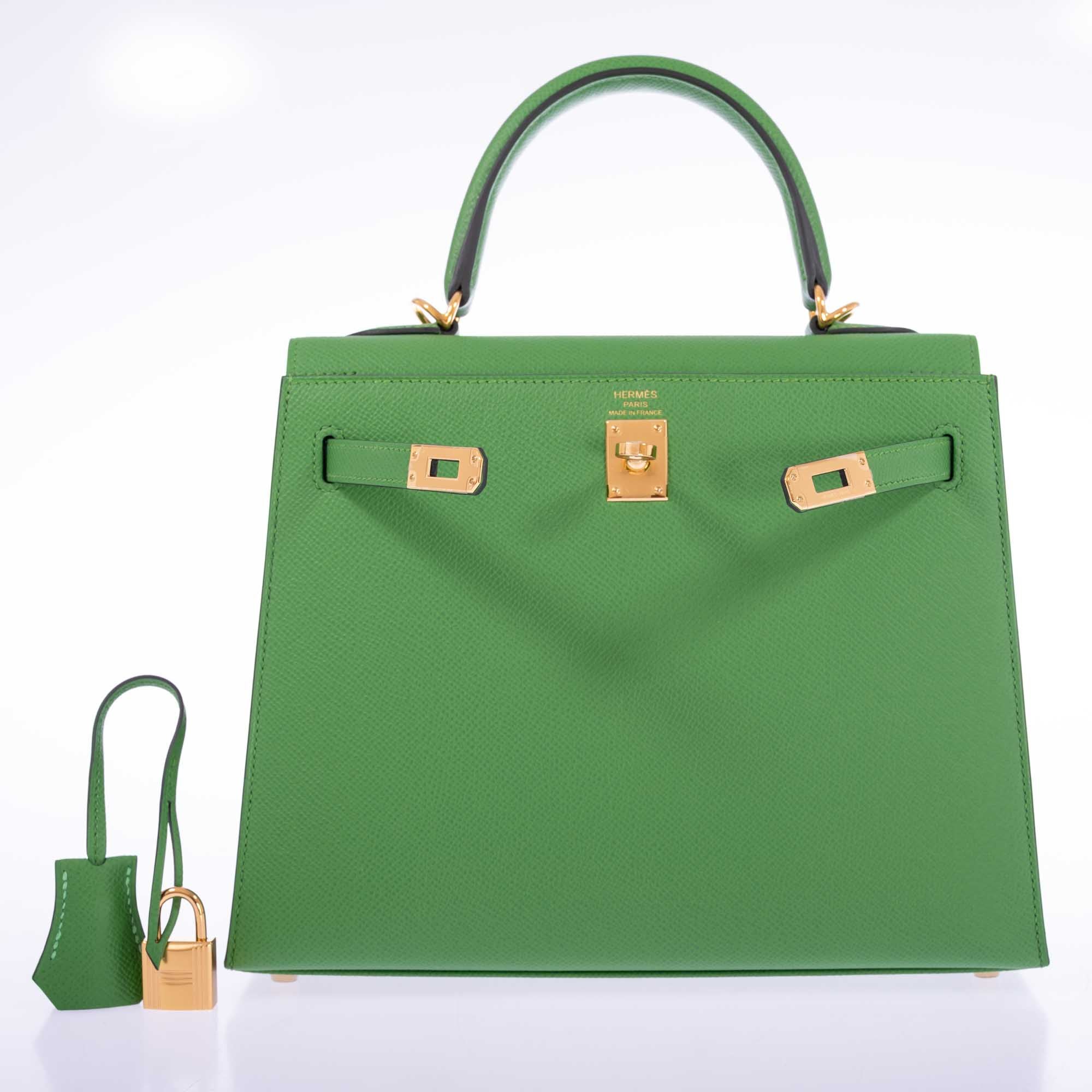 Hermès Kelly 25 Sellier Vert Yucca Epsom Gold Hardware