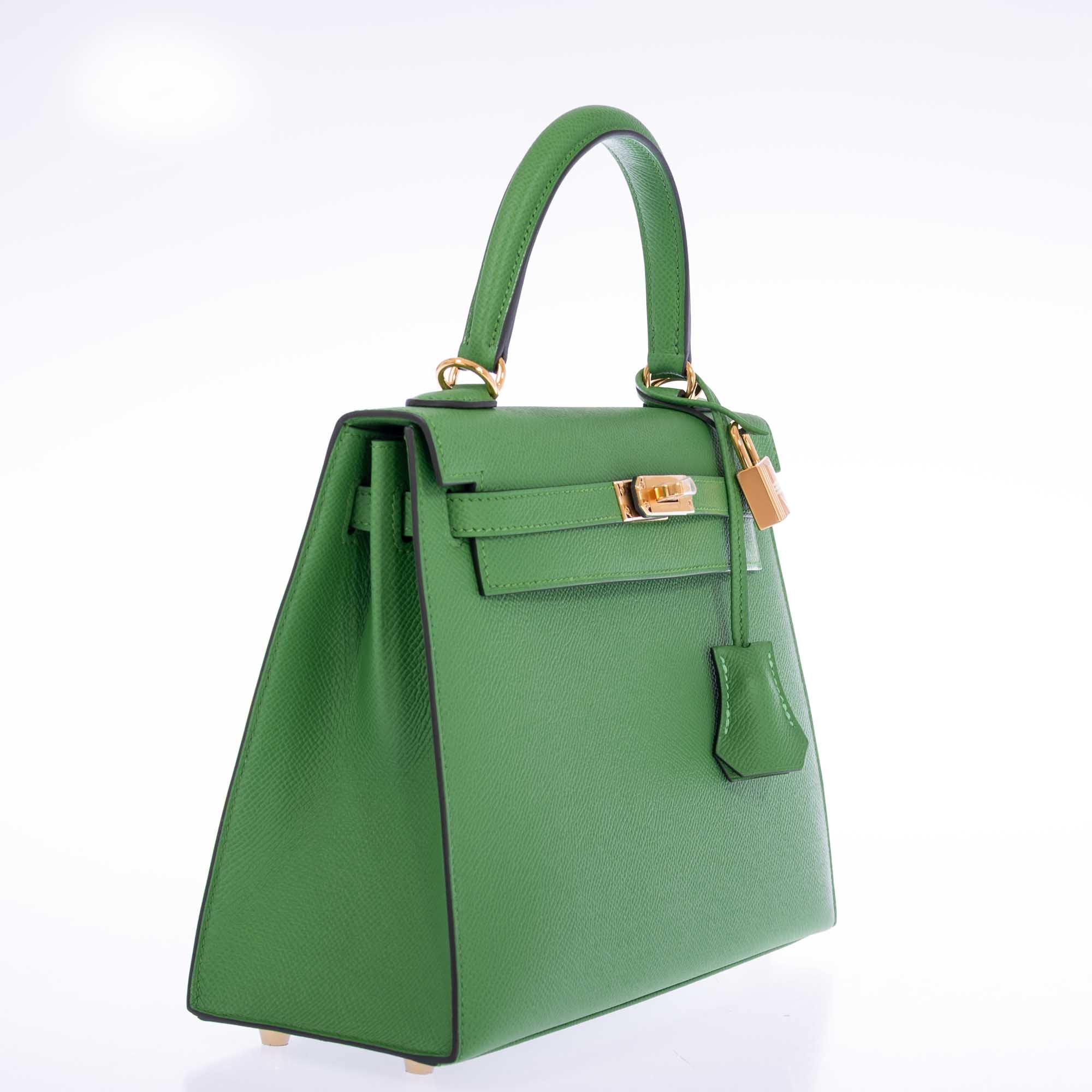 Hermès Kelly 25 Sellier Vert Yucca Epsom Gold Hardware