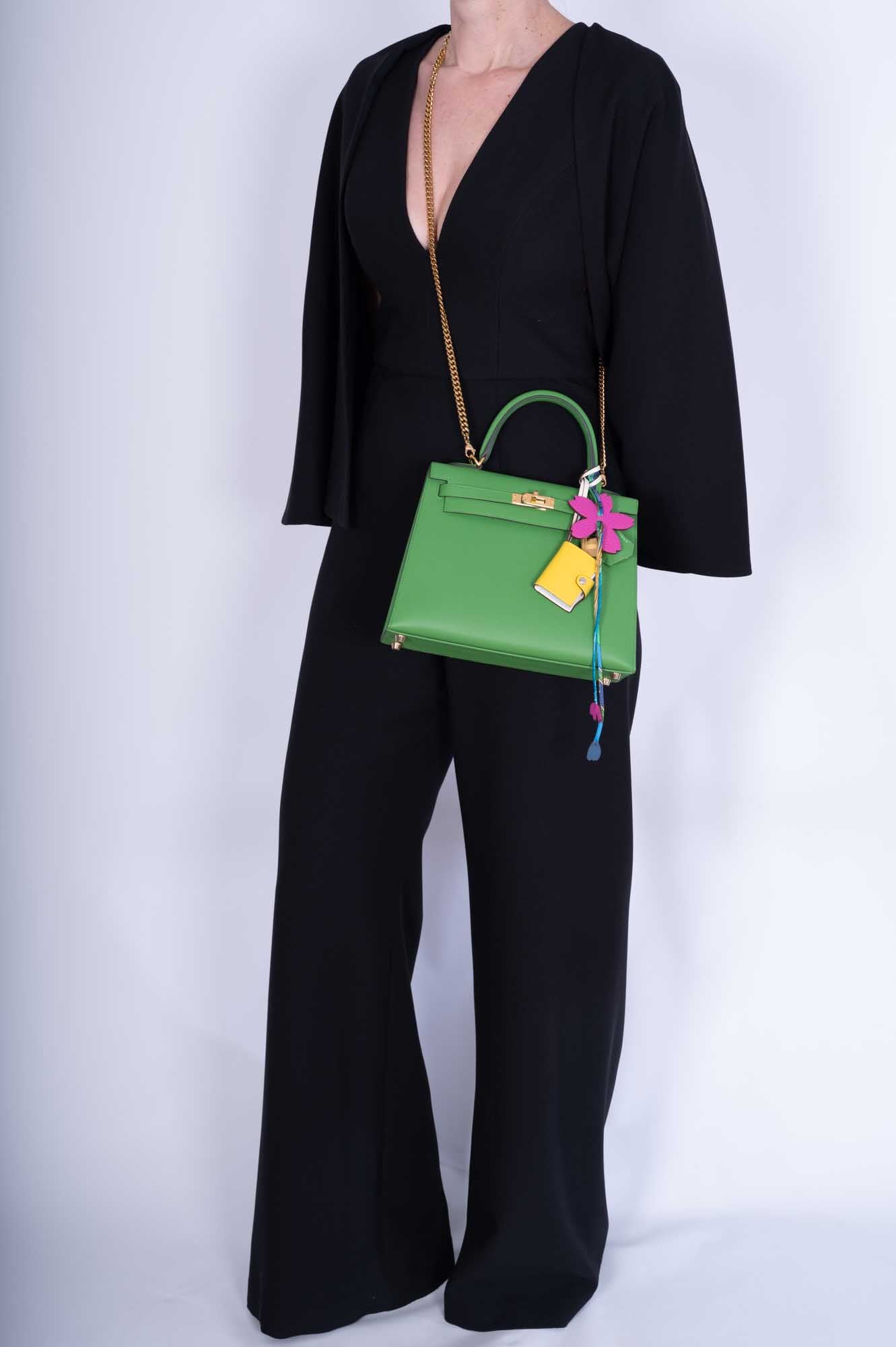 Hermès Kelly 25 Sellier Vert Yucca Epsom Gold Hardware