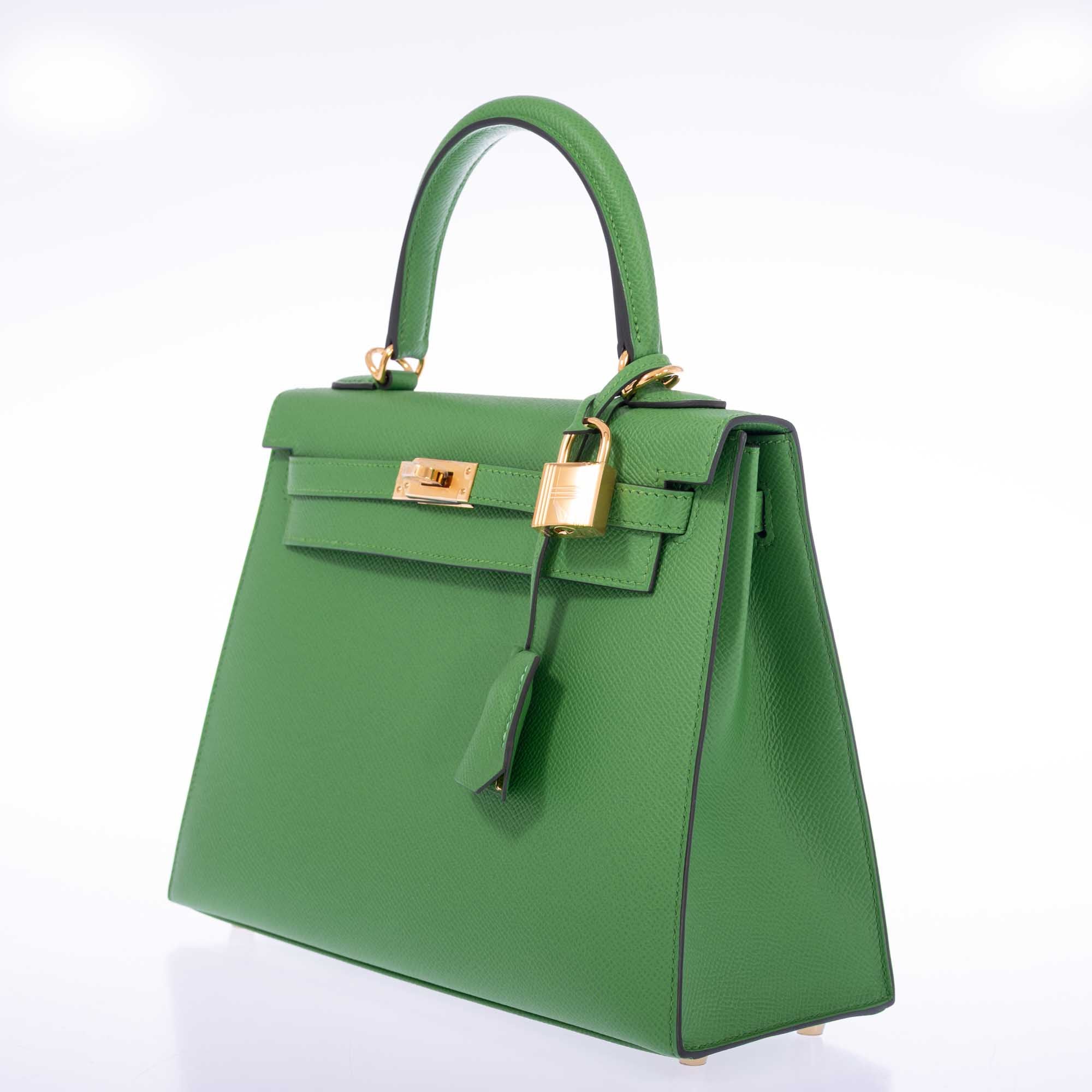 Hermès Kelly 25 Sellier Vert Yucca Epsom Gold Hardware