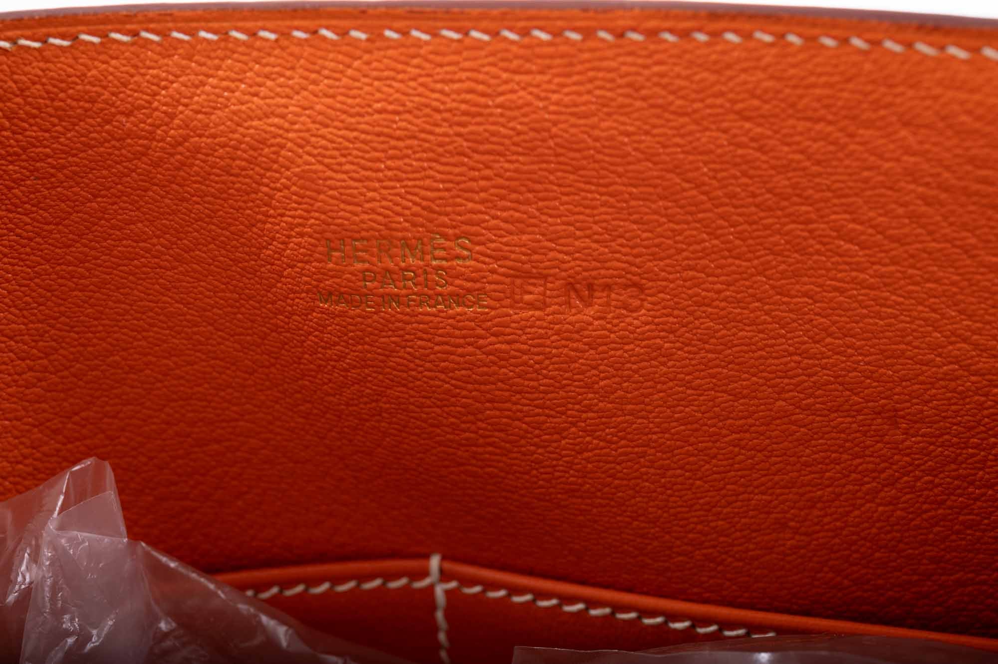 Hermès Kelly 28 Retourne Orange Dalmatian Buffalo Skipper Gold Hardware
