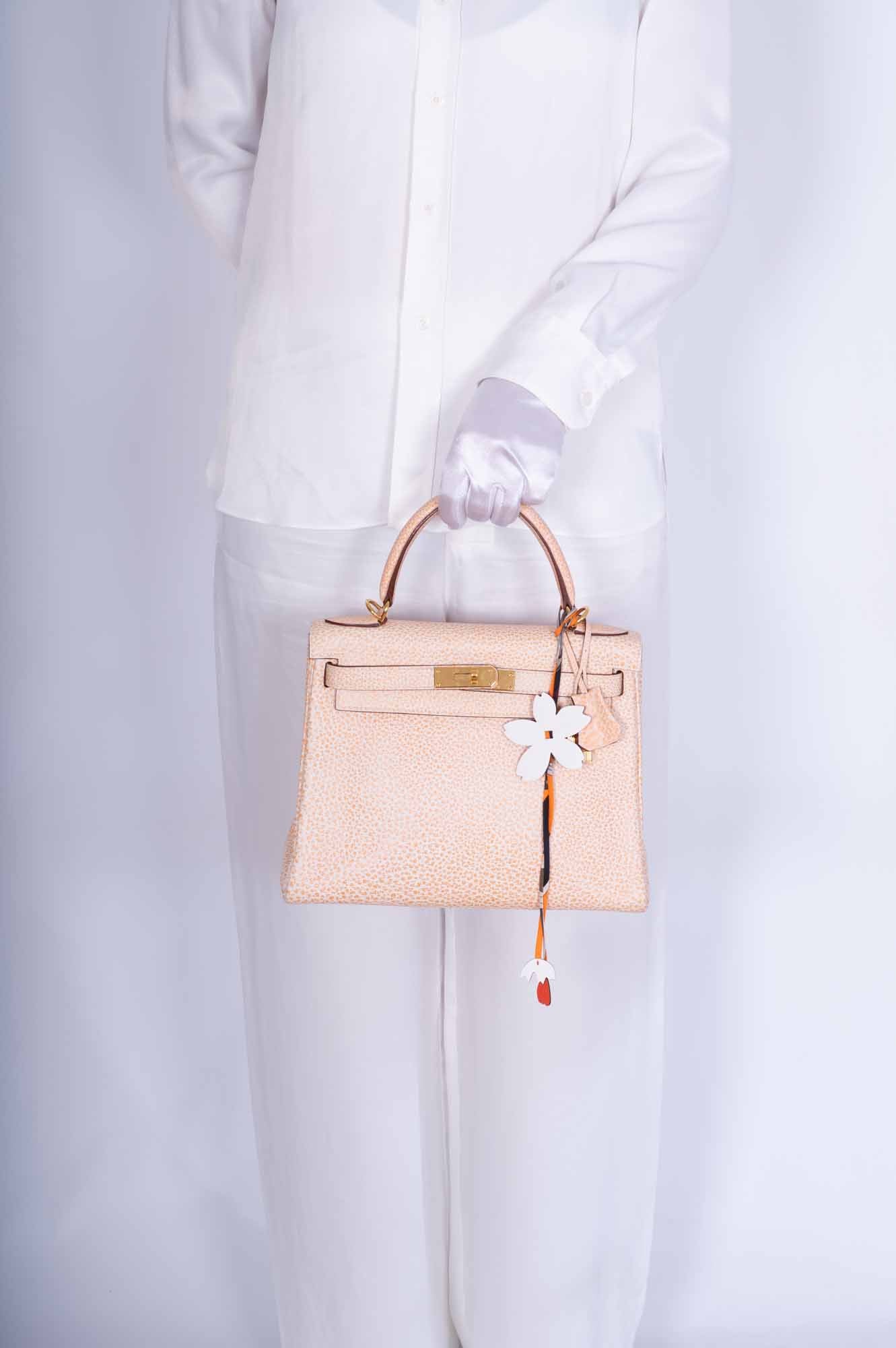 Hermès Kelly 28 Retourne Orange Dalmatian Buffalo Skipper Gold Hardware