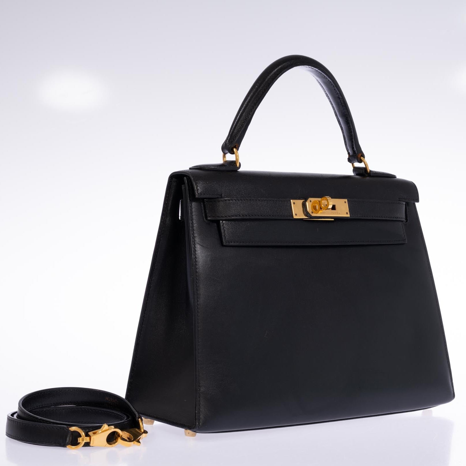 Hermès Kelly 28 Sellier Black Box Gold Hardware