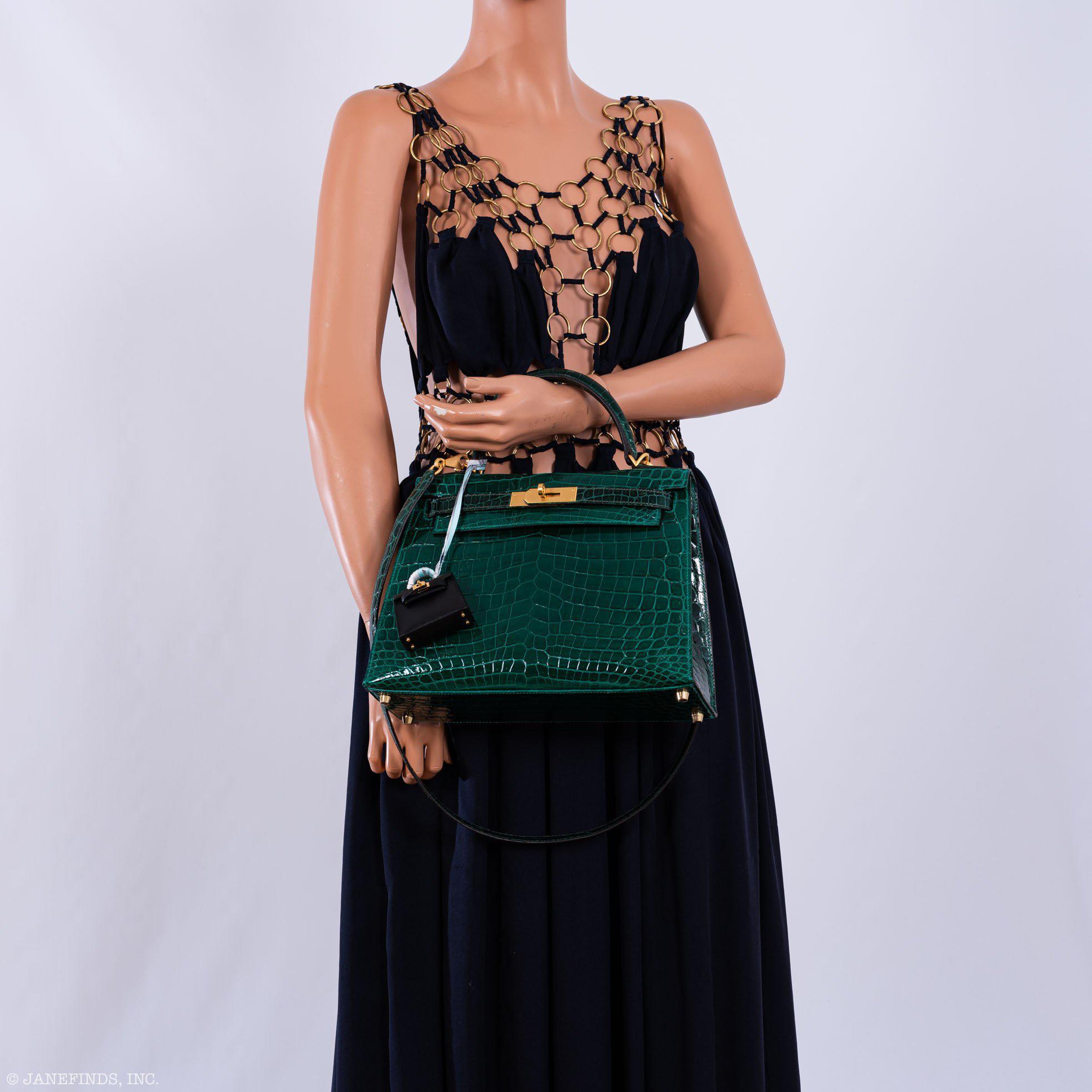 Hermès Kelly 28 Sellier HSS Emerald & Vert Fonce Nilo Crocodile Brushed Gold Hardware