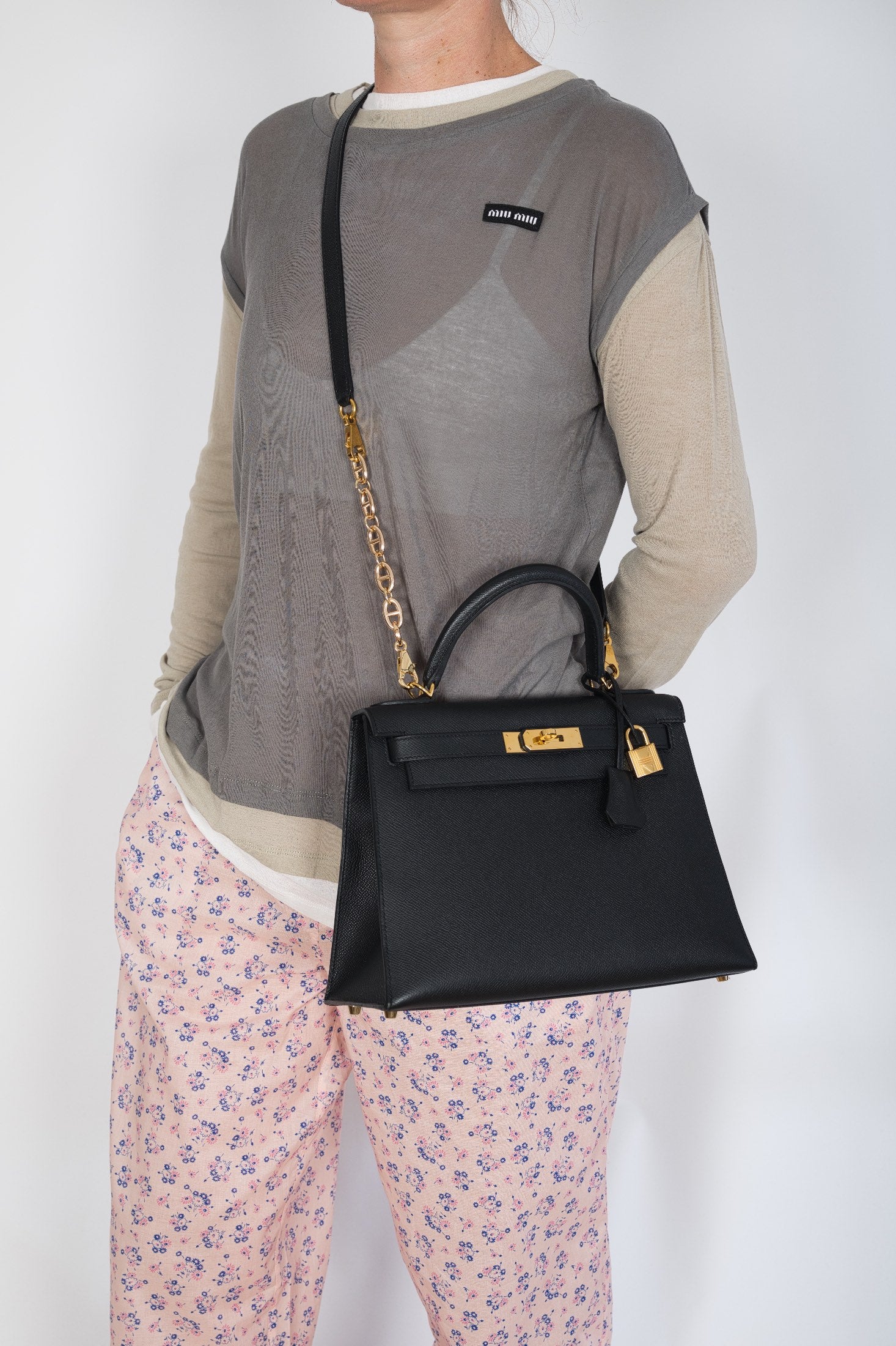 Hermès Kelly 28 Sellier Noir Epsom Gold Hardware