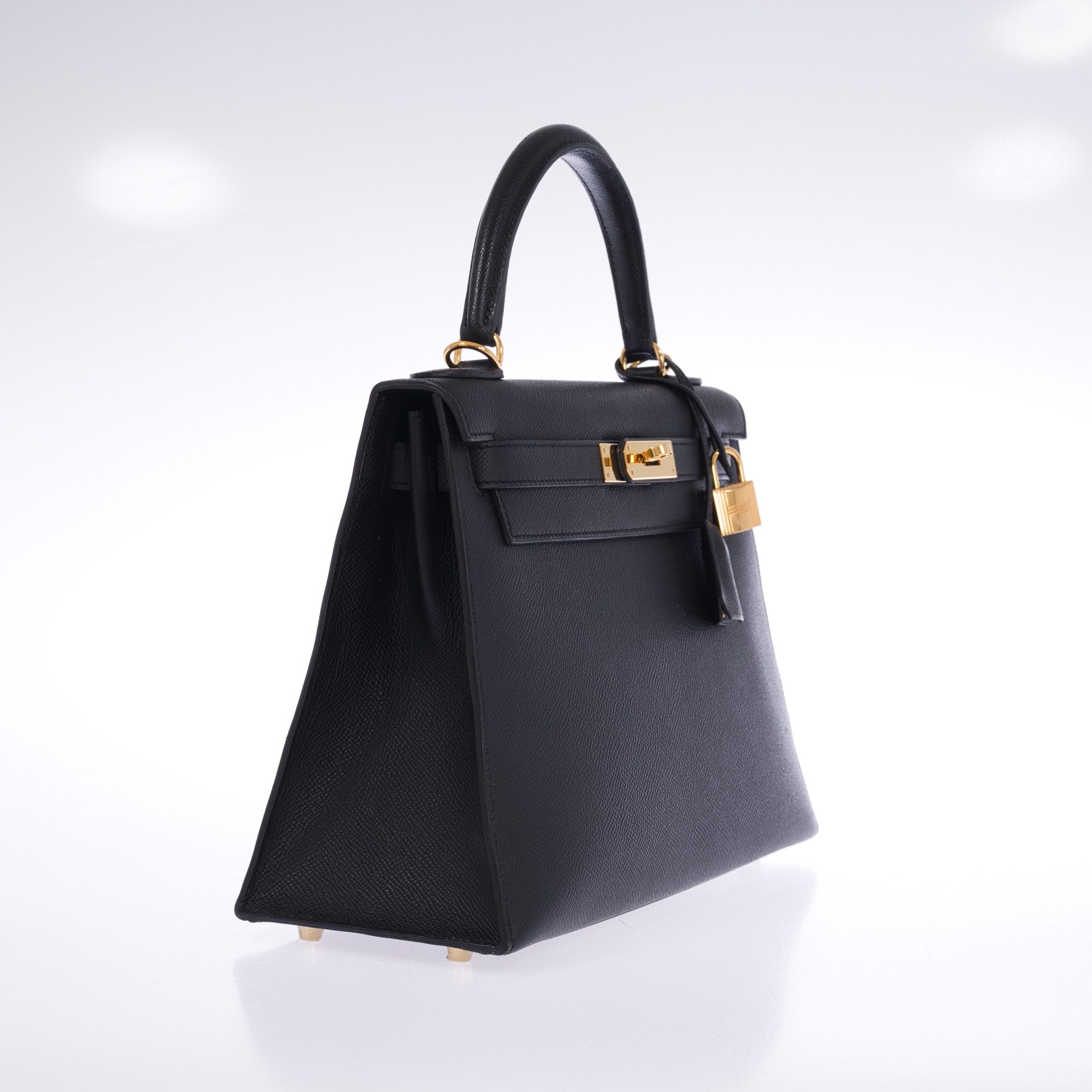 Hermès Kelly 28 Sellier Noir Epsom Gold Hardware