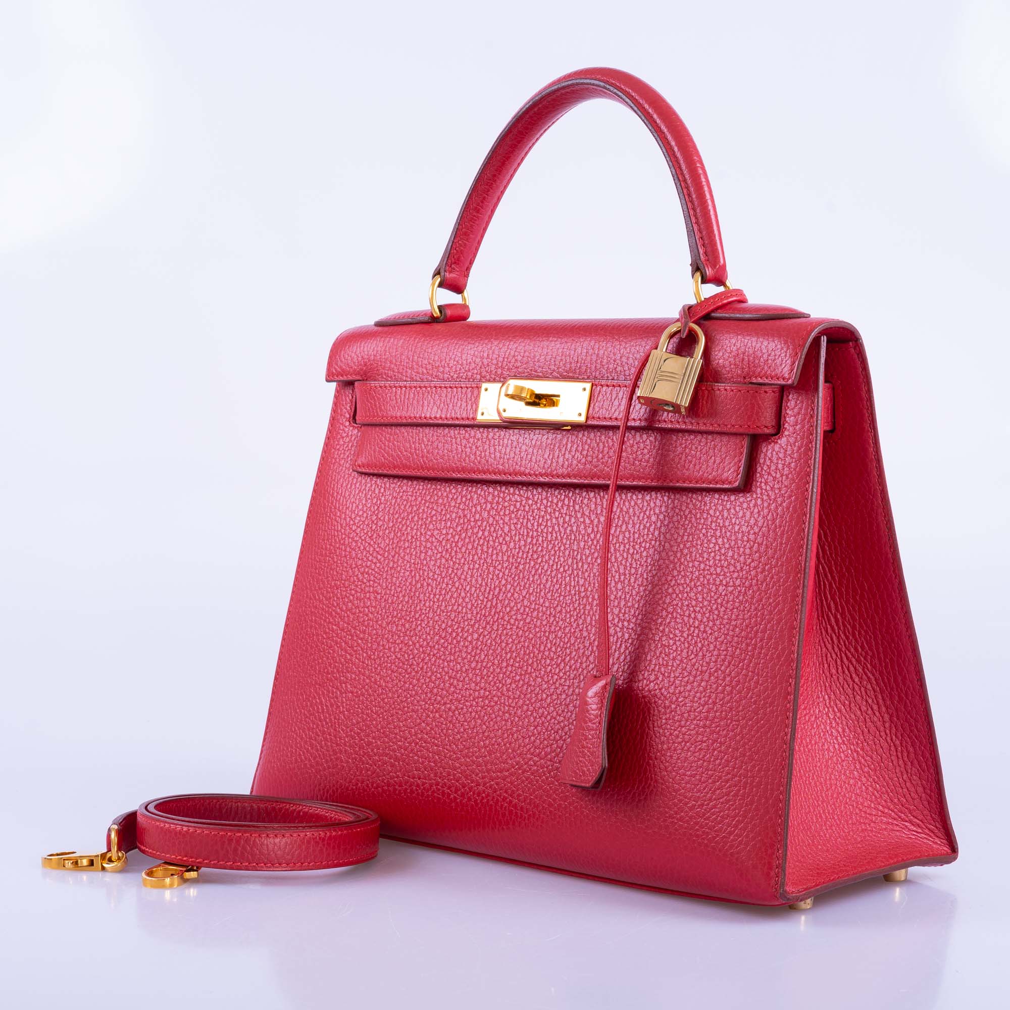 Hermès Kelly 28 Sellier Rouge Vif Ardenne with Gold Hardware