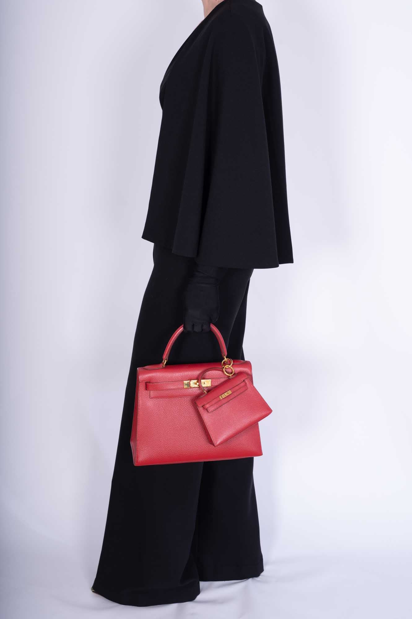 Hermès Kelly 28 Sellier Rouge Vif Ardenne with Gold Hardware