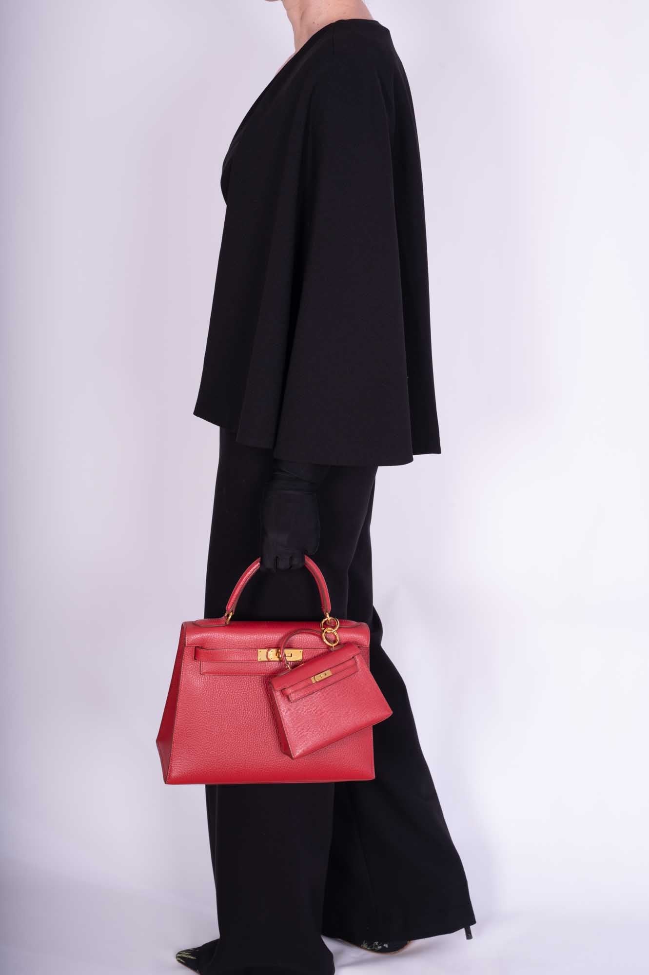 Hermès Kelly 28 Sellier Rouge Vif Ardenne with Gold Hardware