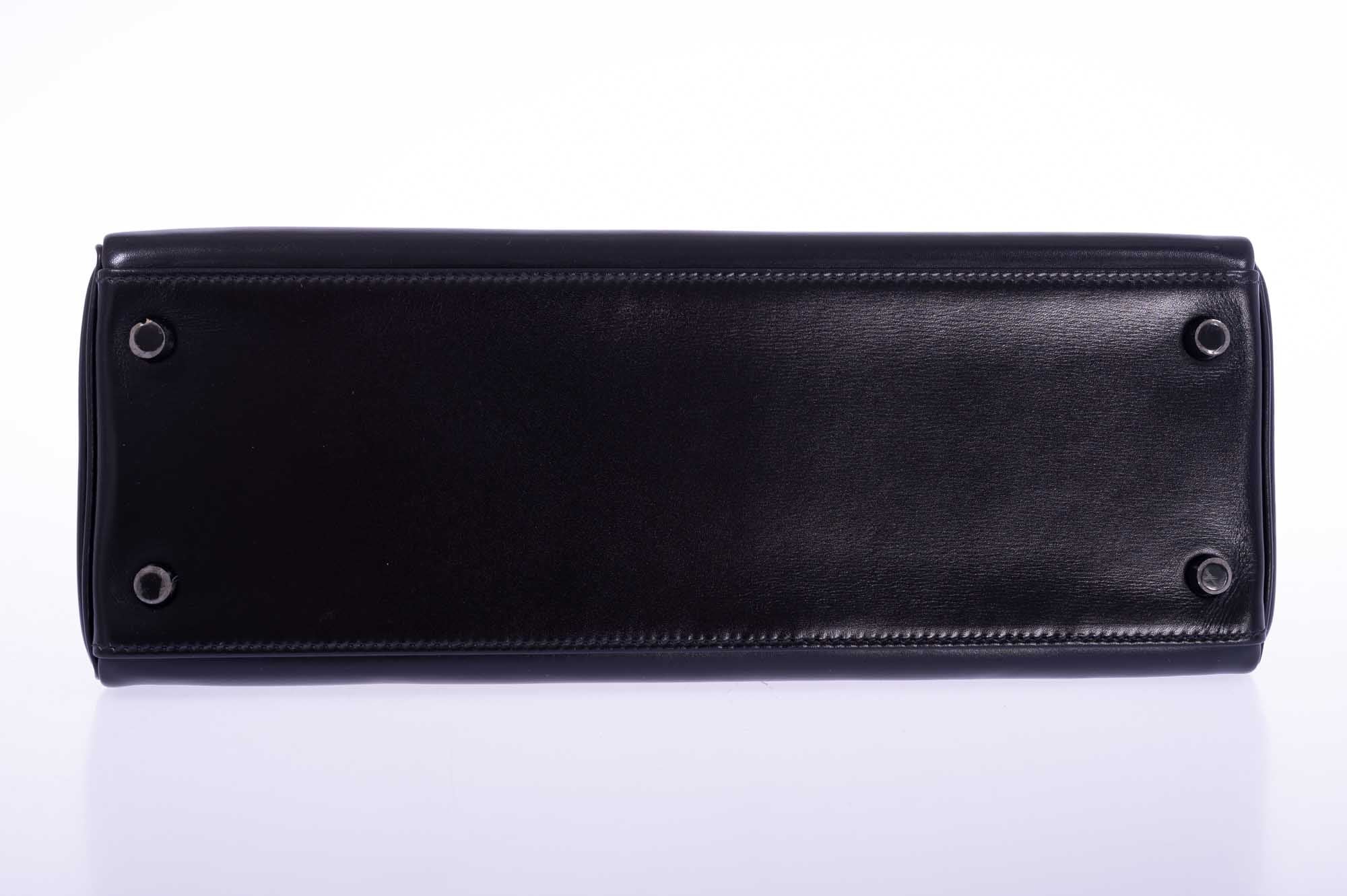 Hermès Kelly 32 Retourne "So Black" Box Calf Leather PVD Hardware