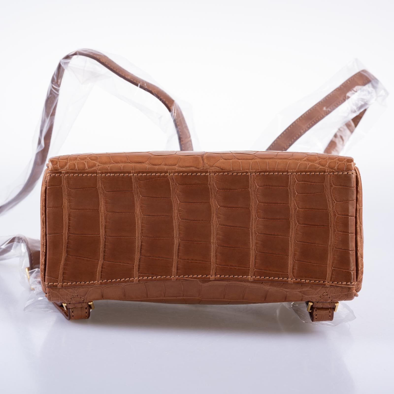 Hermès Kelly Ado II 22 Matte Gold Alligator Gold Hardware