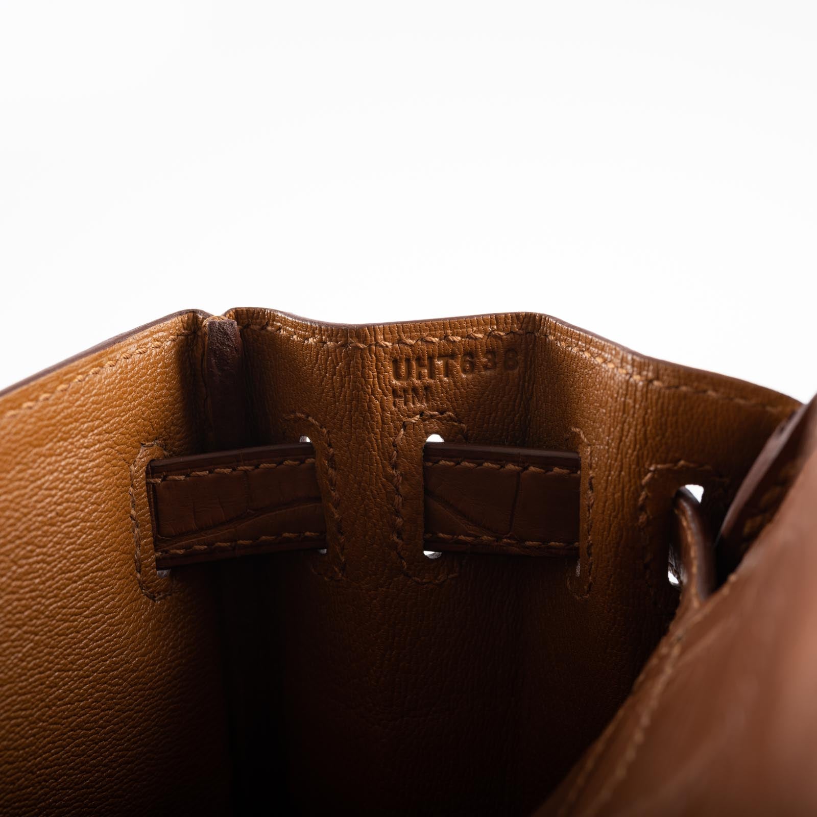 Hermès Kelly Ado II 22 Matte Gold Alligator Gold Hardware