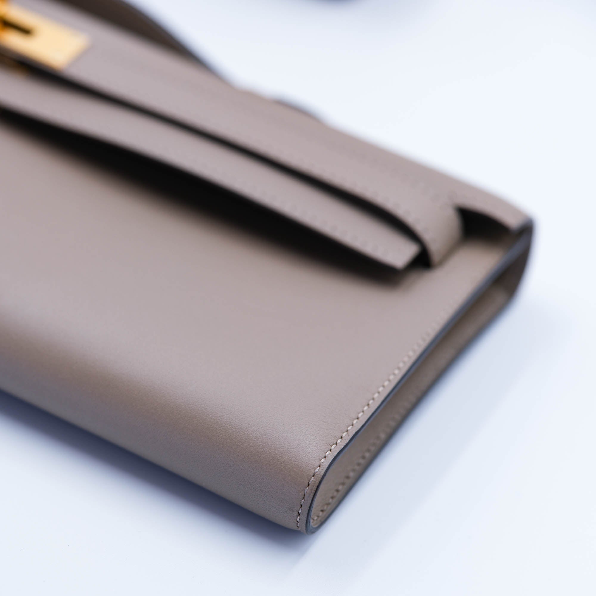 Hermès Kelly Cut Gris Asphalt Swift Gold Hardware