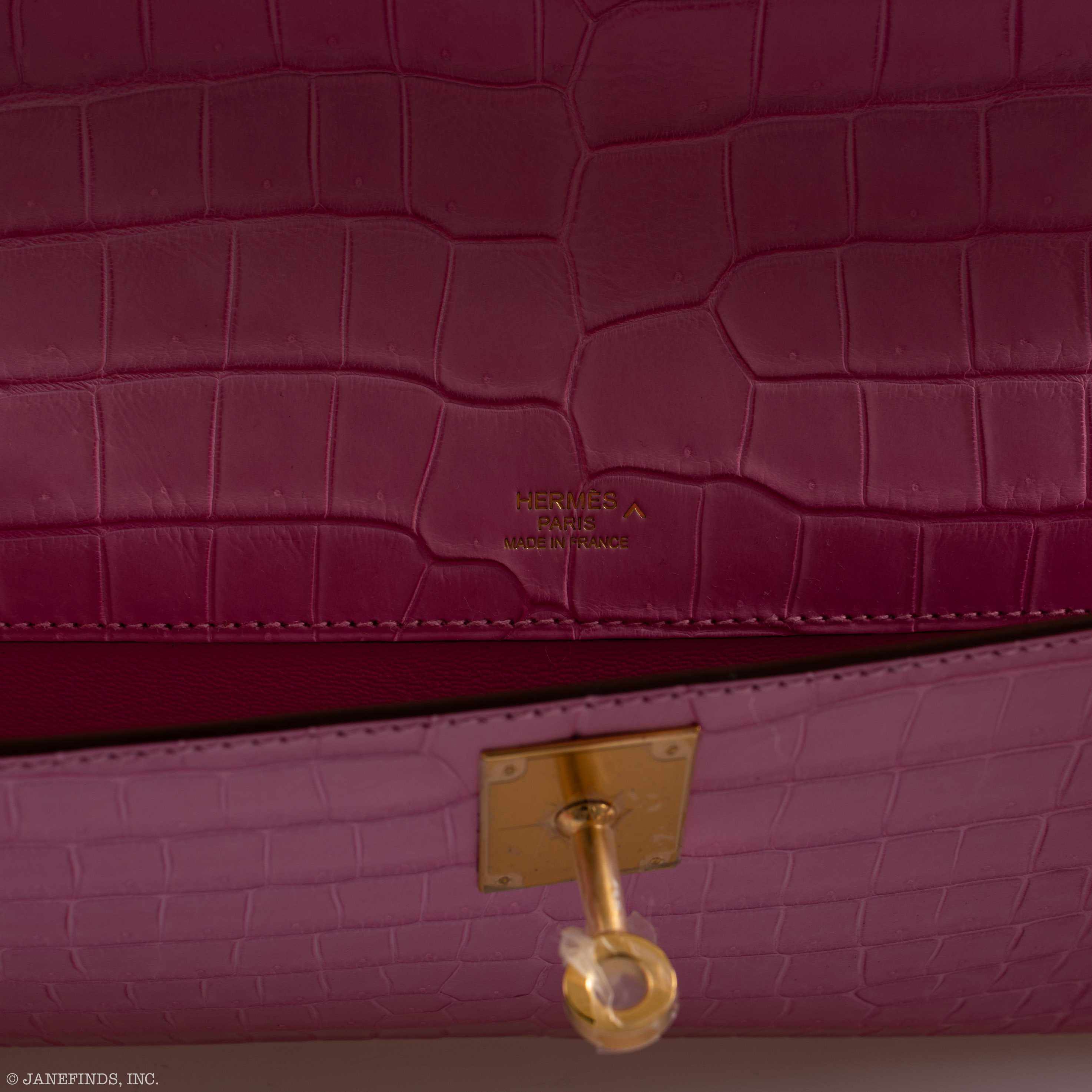 Hermès Kelly Cut Matte 5P Bubblegum Pink Porosus Crocodile Gold Hardware