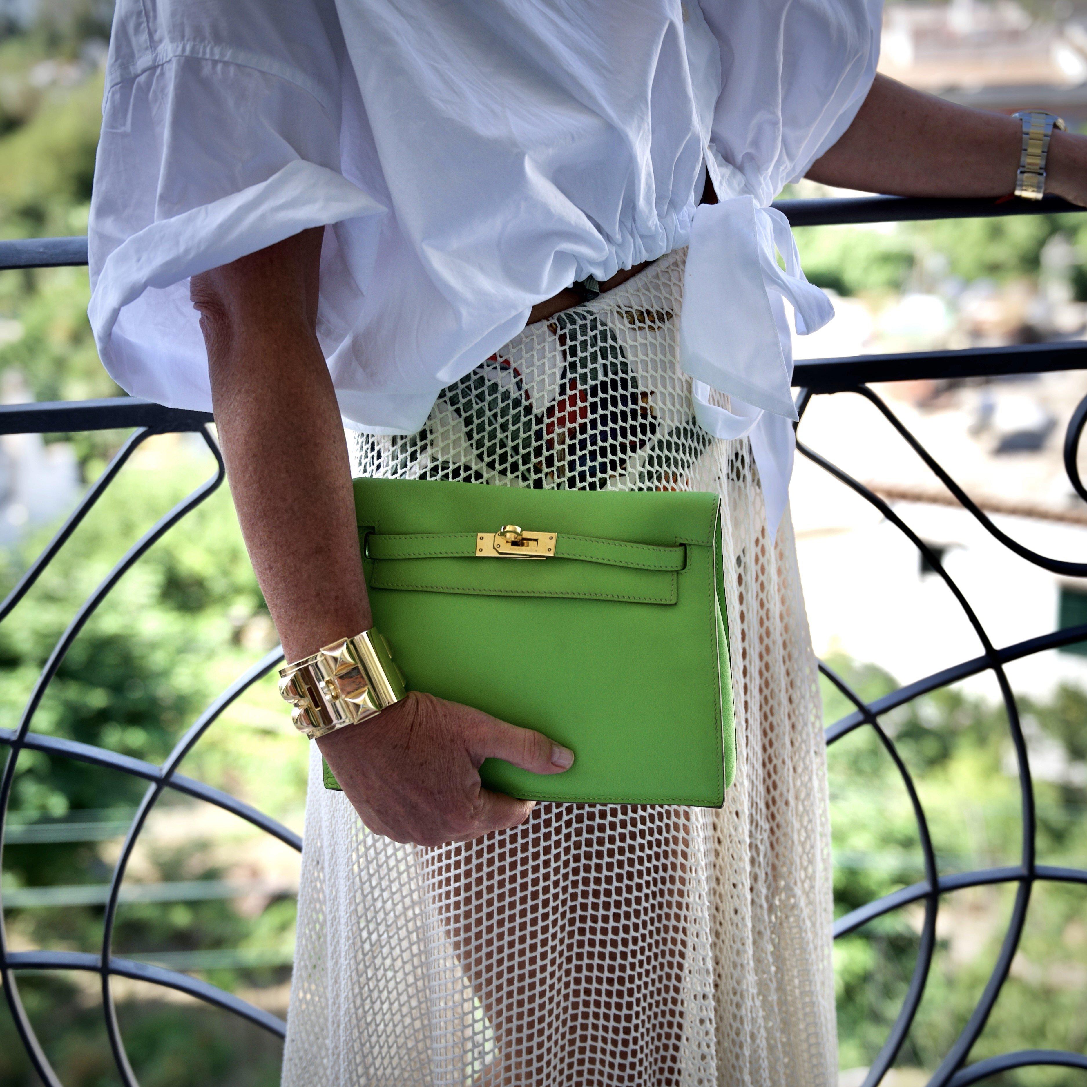 Hermès Kelly Danse II Vert Cru Swift with Gold Hardware