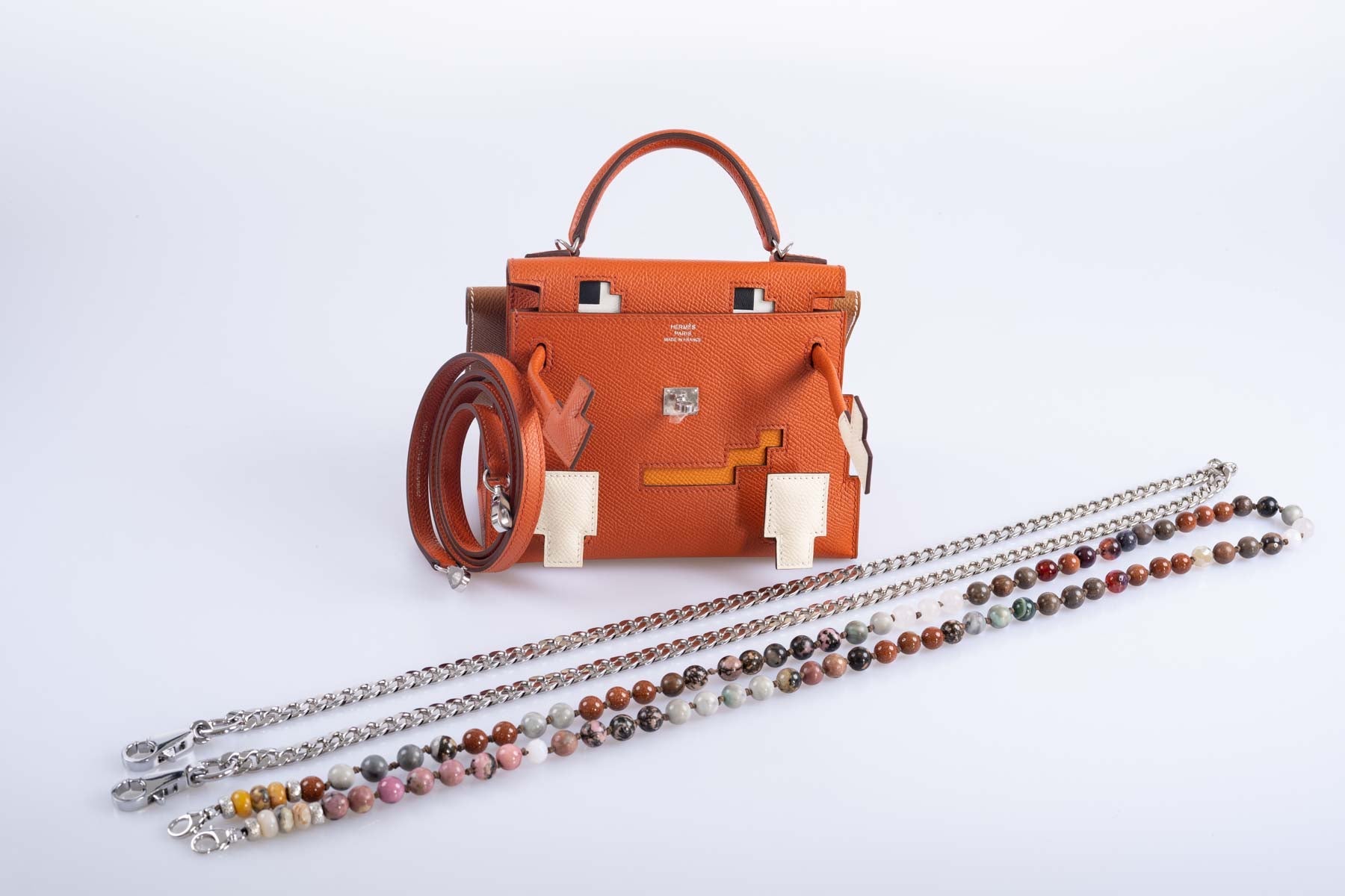 Hermès Kelly Doll Quelle Idole Picto Terre Battue, Nata, Abricot, Gold Palladium Hardware