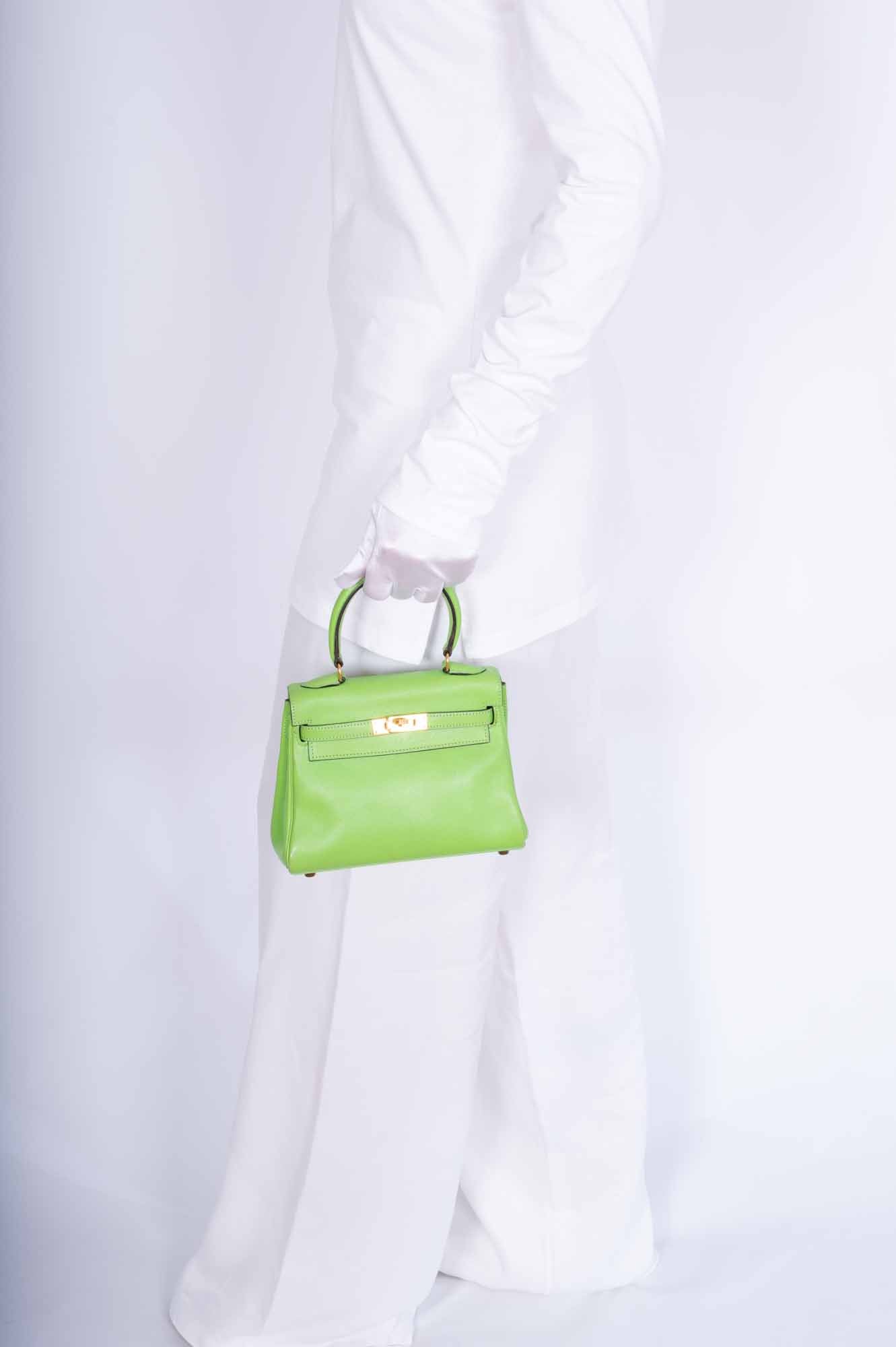 Hermès Kelly Mini 20 Retourne Vert Cru Gulliver Leather Gold Hardware