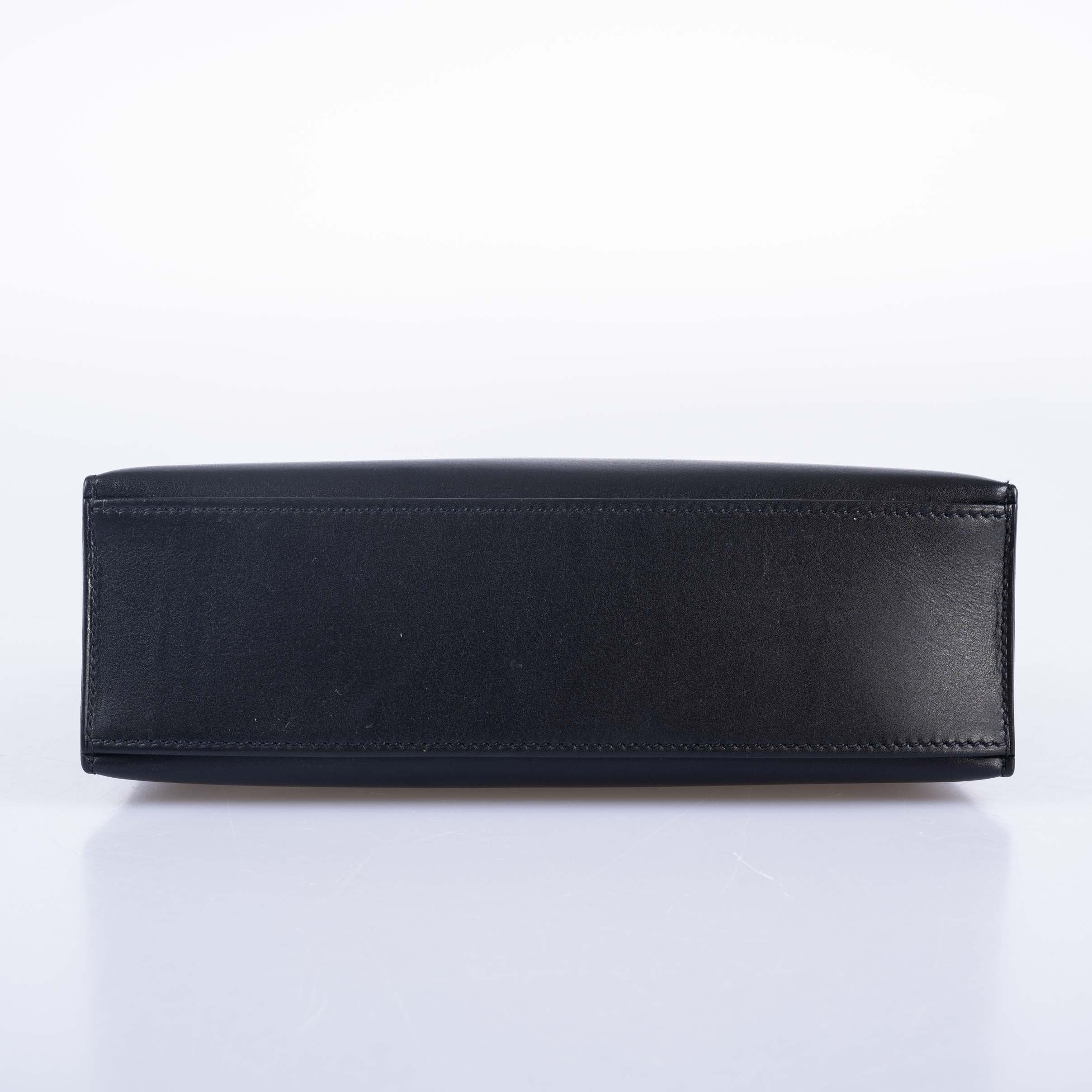 Hermès Kelly Pochette Noir Black Box Leather with Gold Hardware